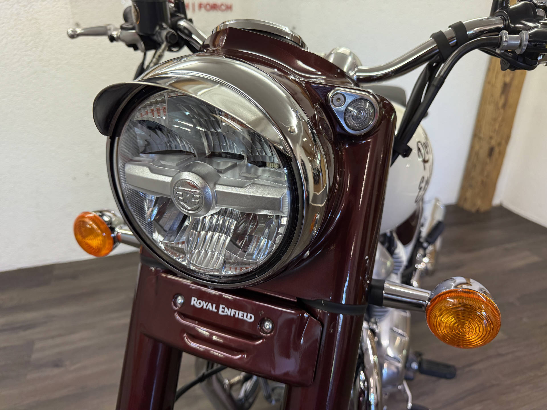 ROYAL ENFIELD Classic 650 ABS-image-4