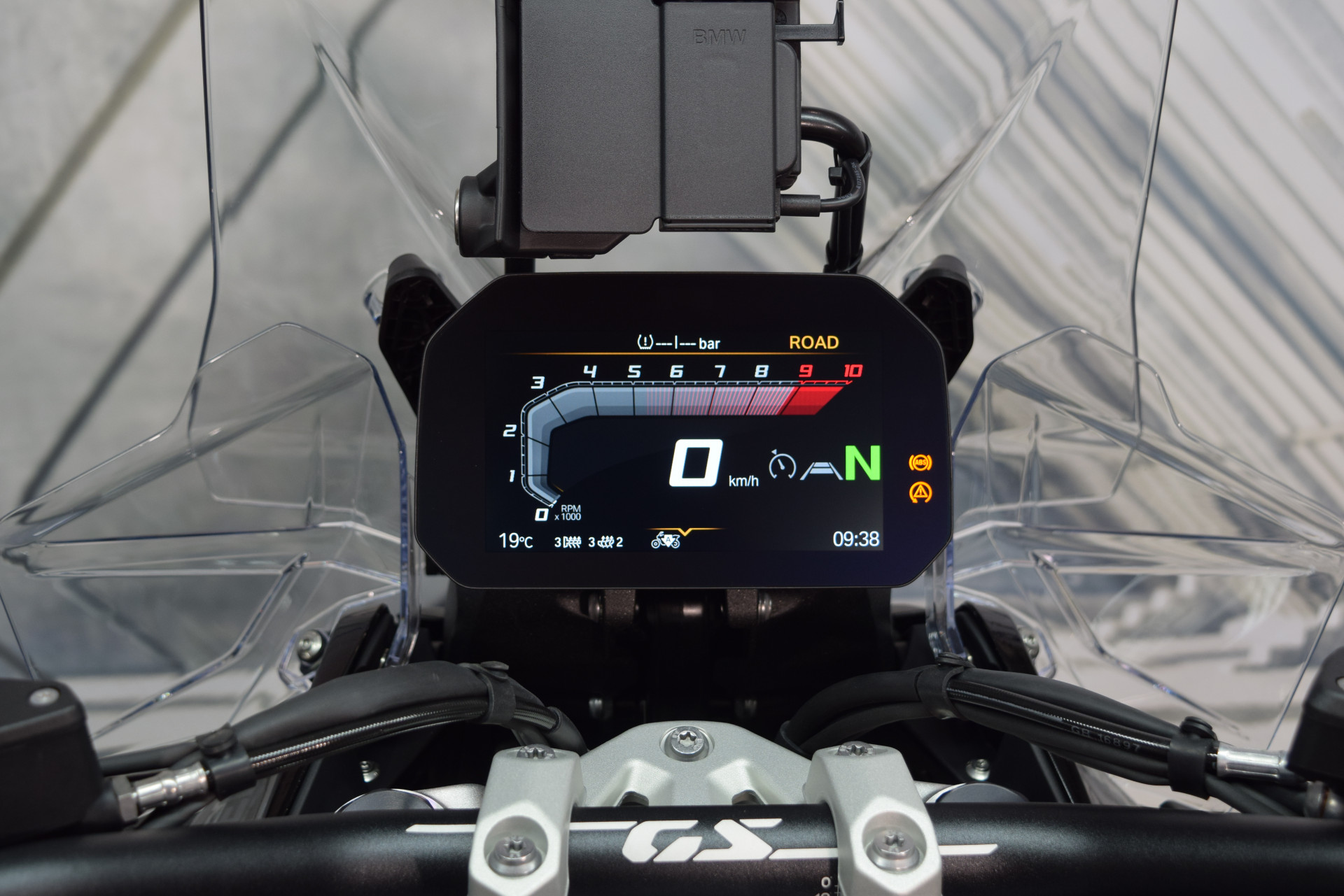 BMW R 1300 GS Adventure Triple Black-image-8