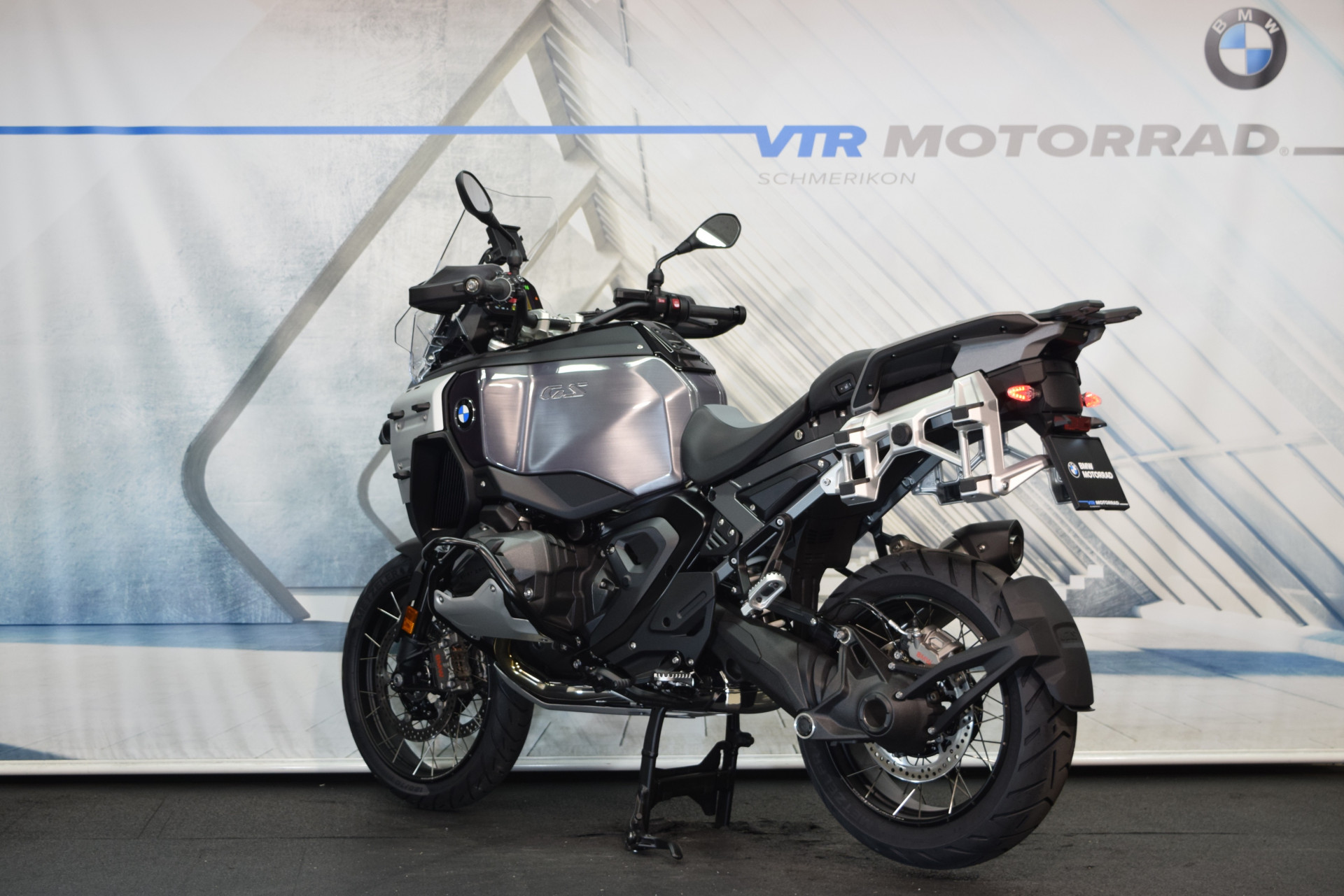 BMW R 1300 GS Adventure Triple Black-image-3