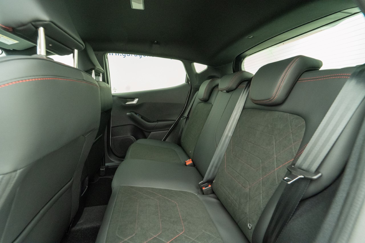 FORD Fiesta 1.0 EcoB Hybrid ST-Line X-image-9