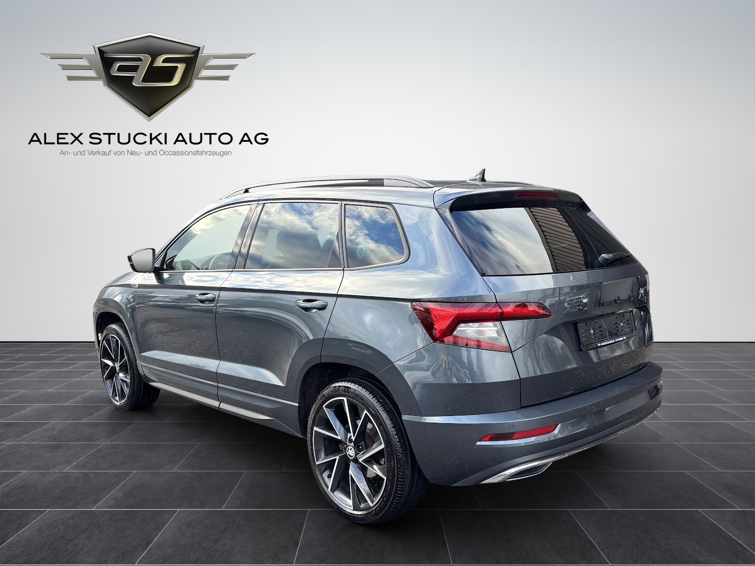 SKODA Karoq 2.0 TDI CR SportLine 4x4 DSG-image-5