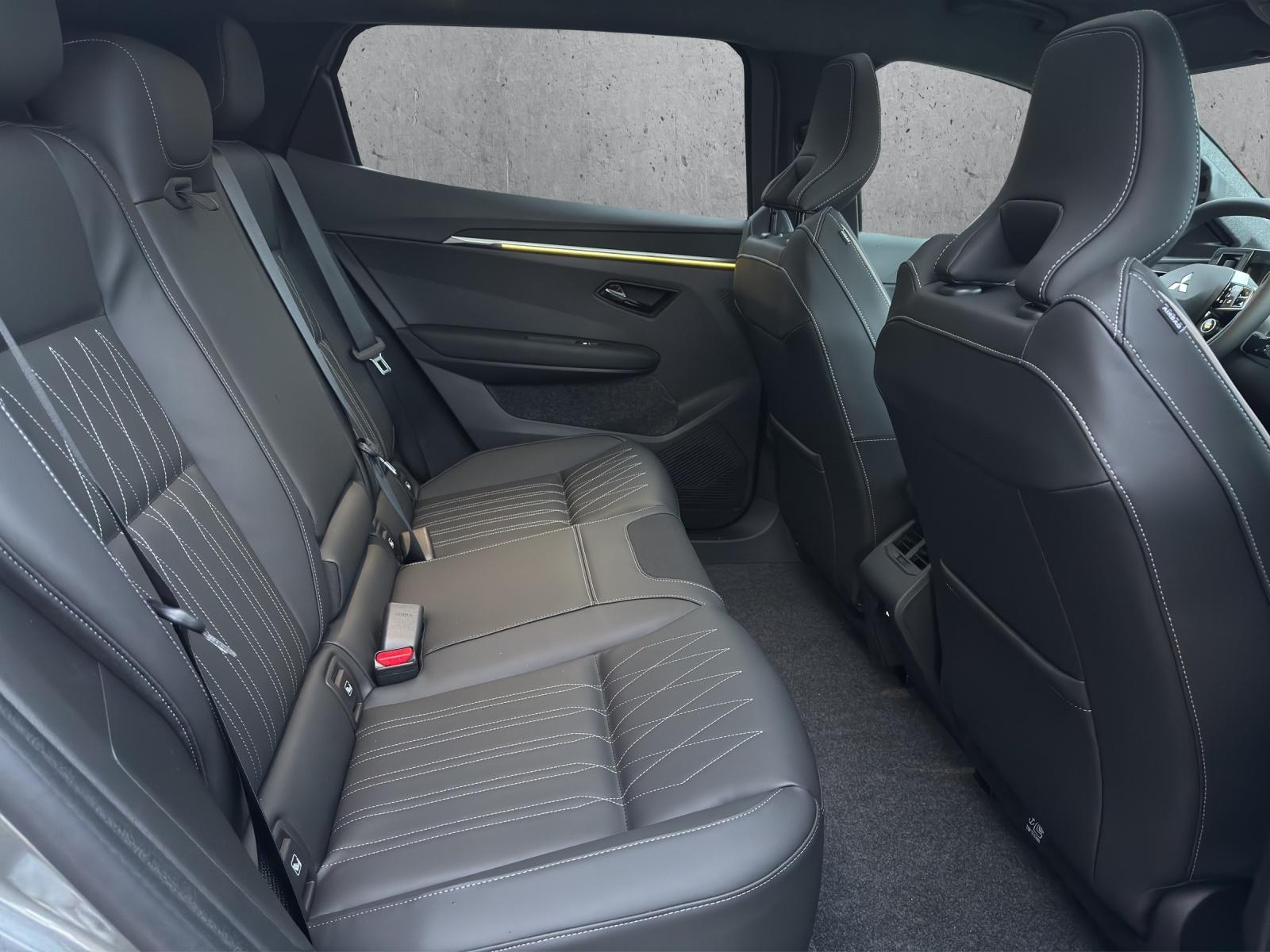MITSUBISHI Eclipse Cross Instyle-image-13
