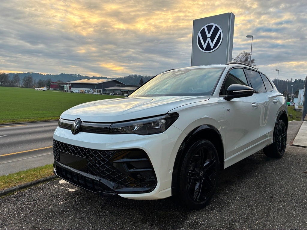 VW Tiguan 2.0 TSI DSG R-Line 4Motion-showroom-element-2