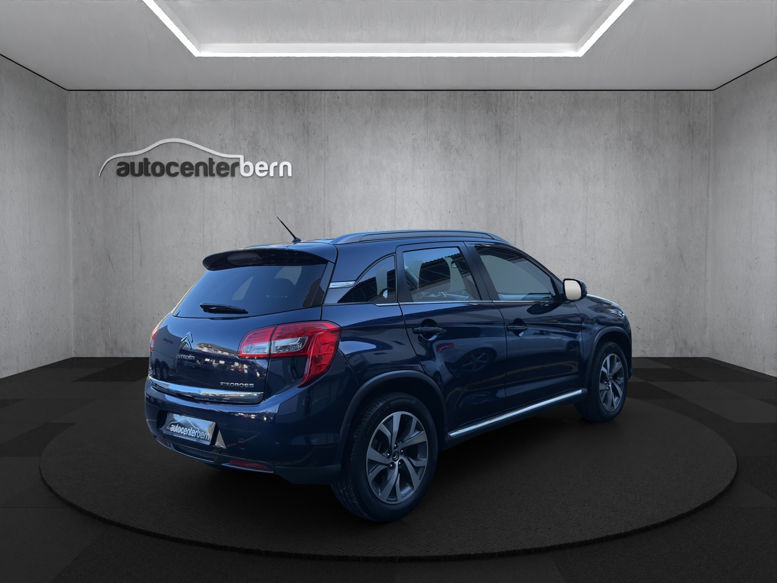 CITROEN C4 Aircross 1.6 HDi Collection 4WD-image-6