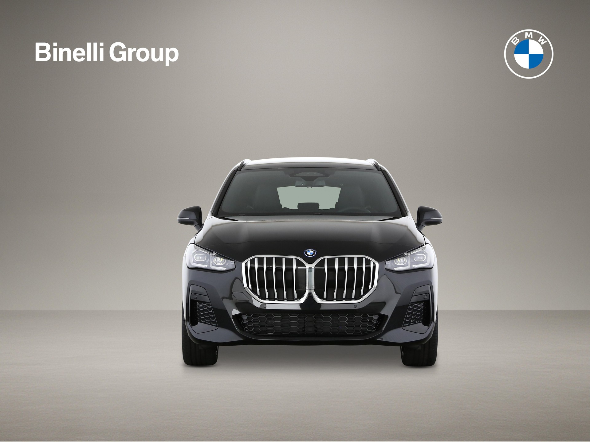 BMW 230e xDrive paddles Active Tourer-showroom-element-2