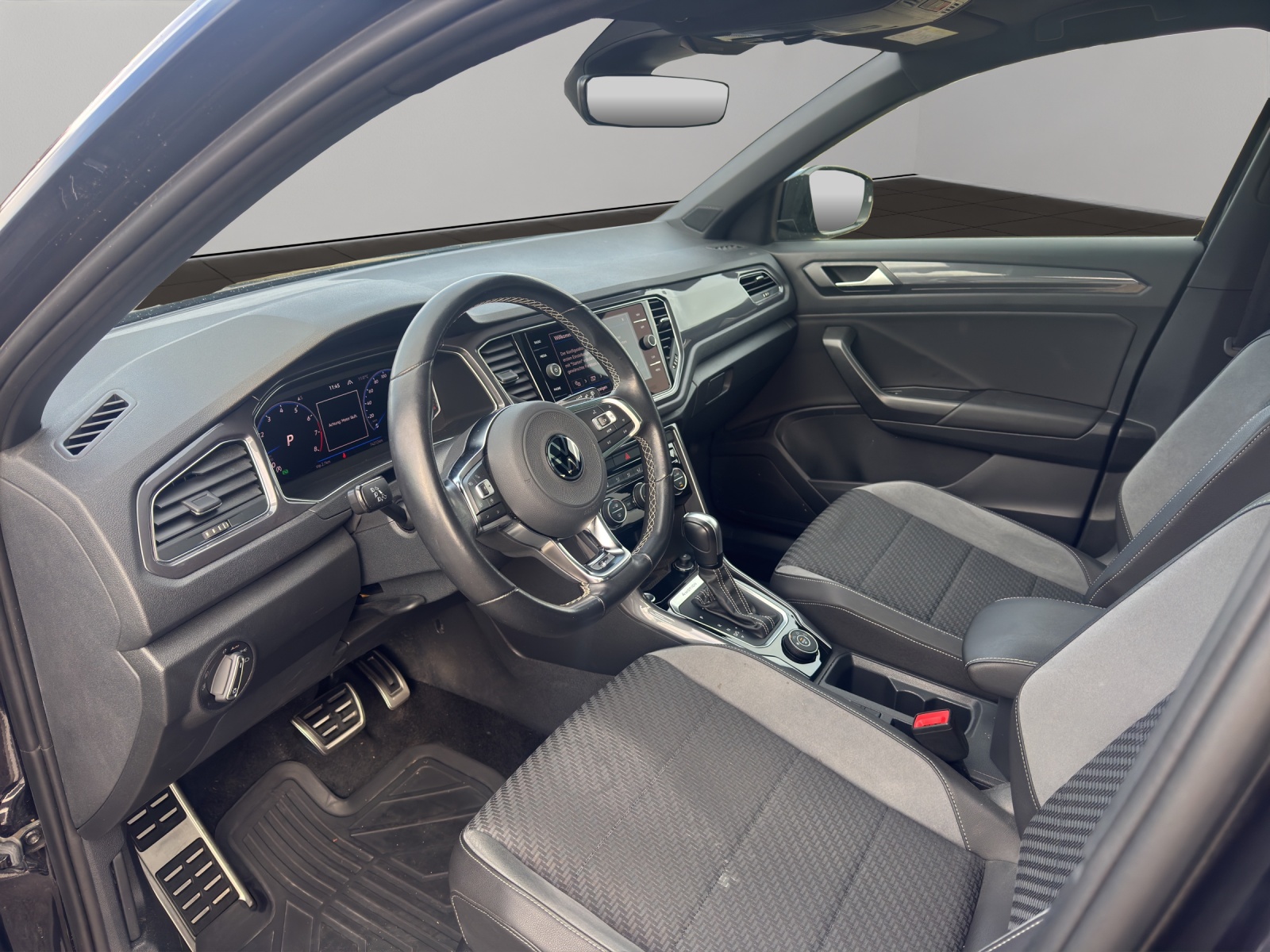VW T-Roc 2.0 TSI Sport DSG 4Motion-showroom-element-3