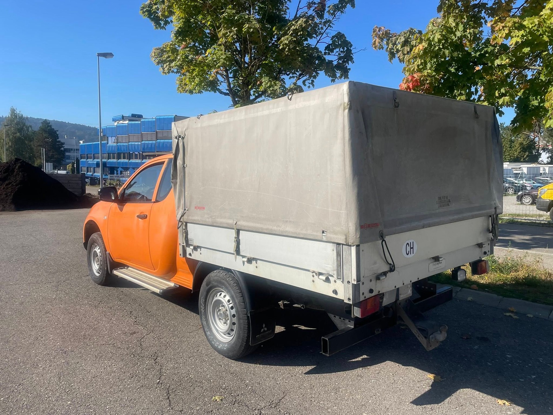 MITSUBISHI L 200 2.5 DID Invite Club Cab-image-5