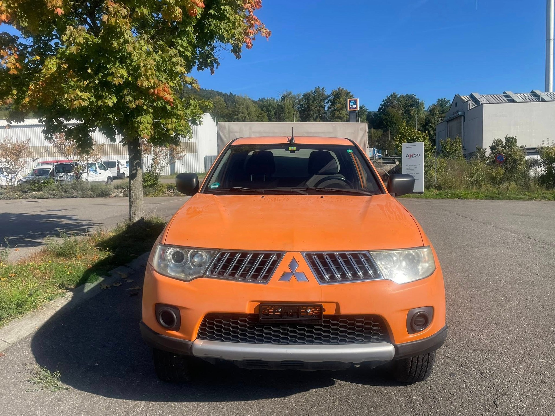 MITSUBISHI L 200 2.5 DID Invite Club Cab-image-1