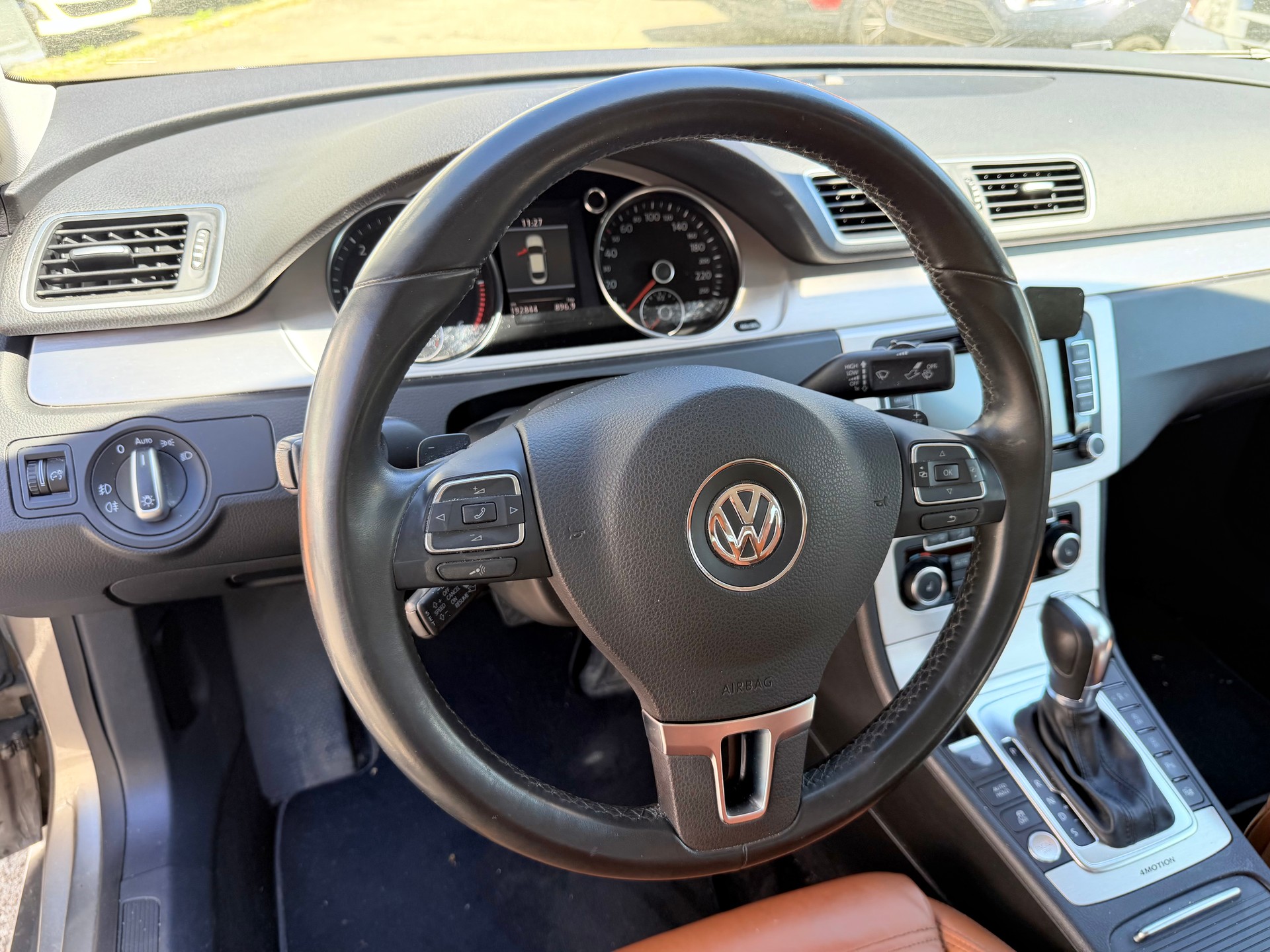 VW Passat CC 2.0 TDI BMT 4Motion DSG-image-10