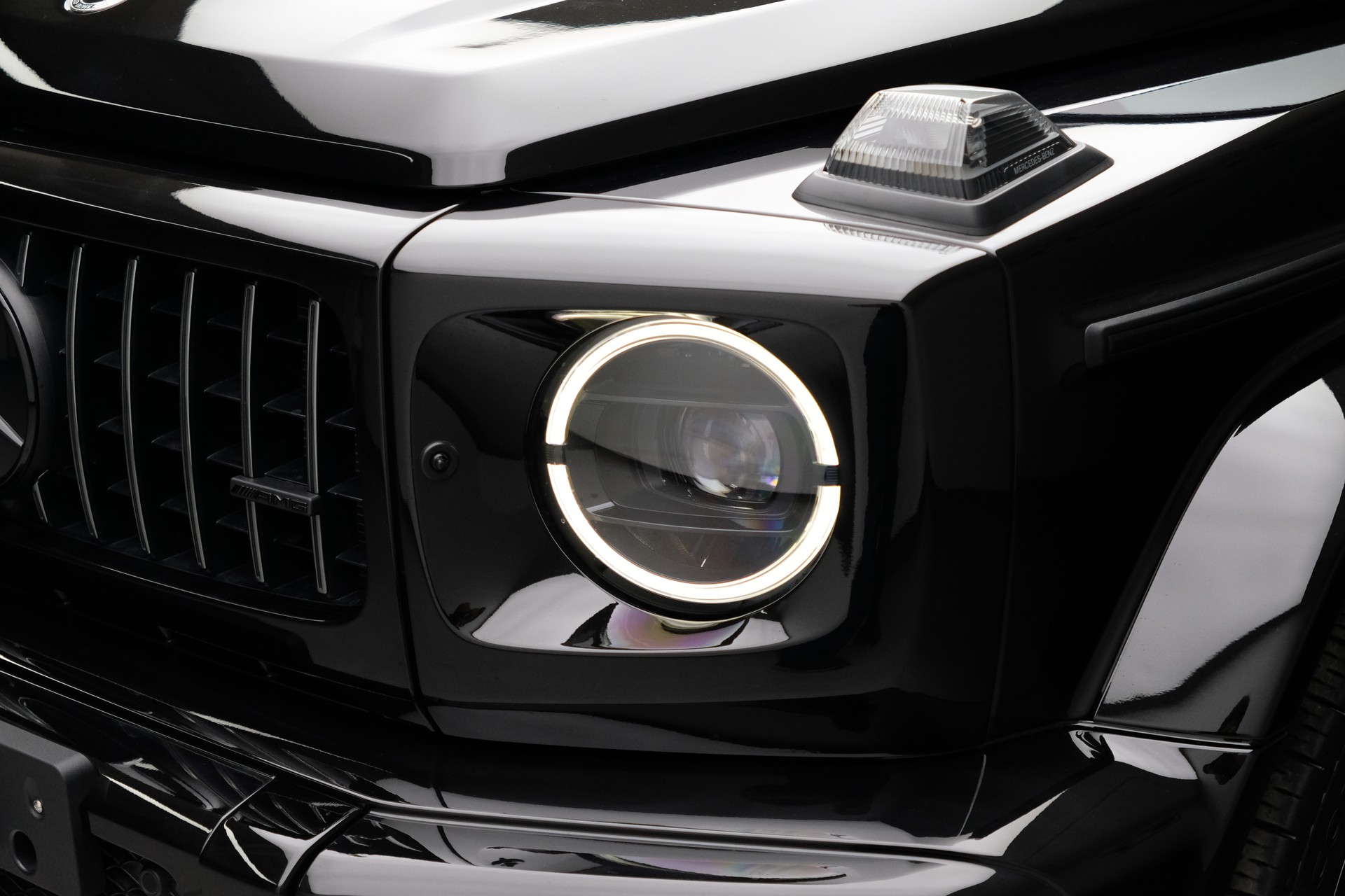 MERCEDES-BENZ G 63 AMG 4x4 Speedshift Plus G-Tronic-showroom-element-3