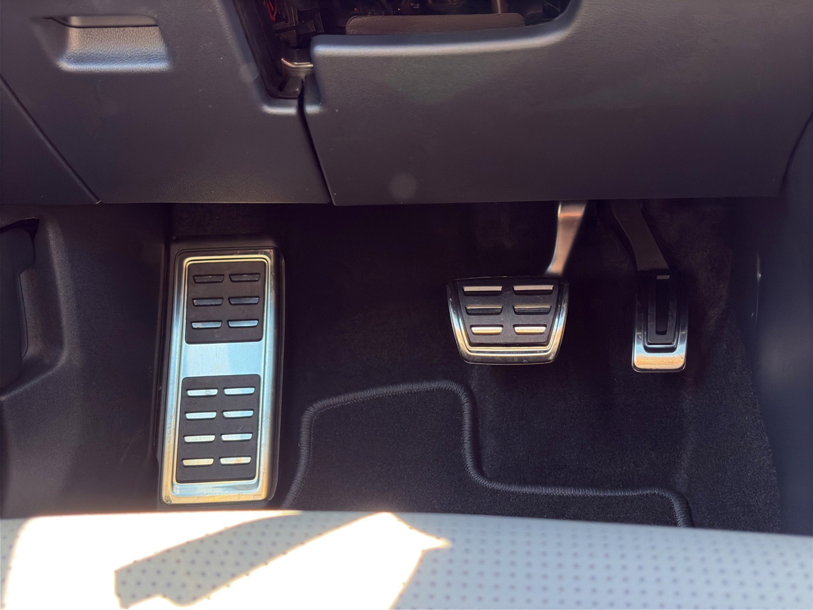 SKODA Kodiaq 2.0 TSI RS 4x4-image-17
