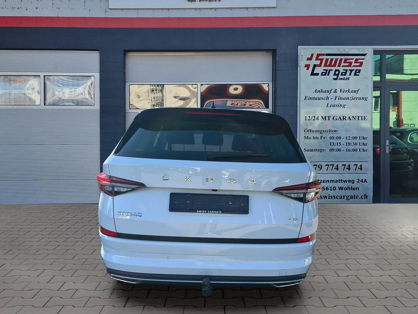 SKODA Kodiaq 2.0 TSI 4x4 L&K mit AHK & Standheizung-image-6