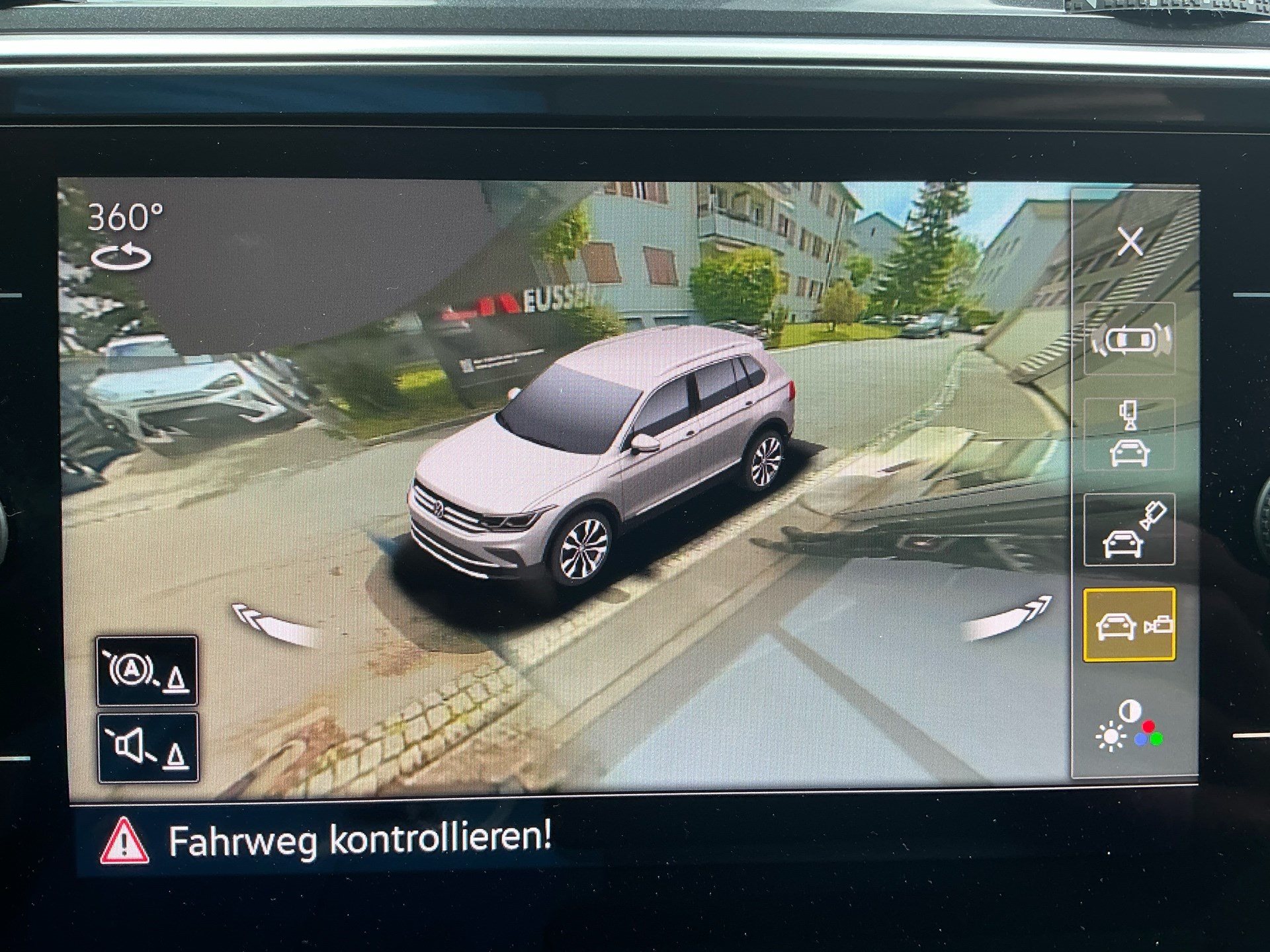 VW Tiguan Allspace R-LINE 4 MOTION *** PANORAMAGLASDACH & ANHÄNGEKUPPLUNG ***-image-19