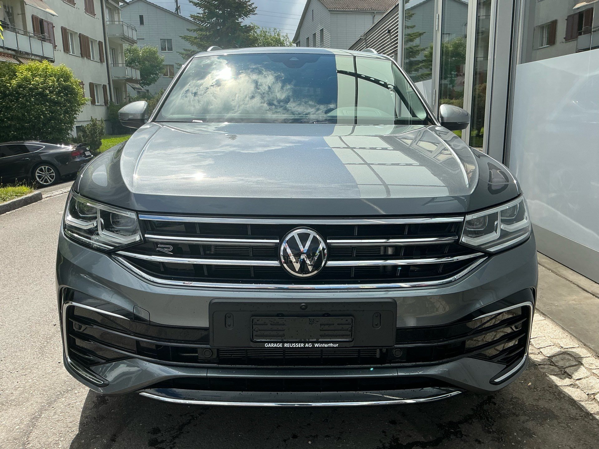 VW Tiguan Allspace R-LINE 4 MOTION *** PANORAMAGLASDACH & ANHÄNGEKUPPLUNG ***-showroom-element-1