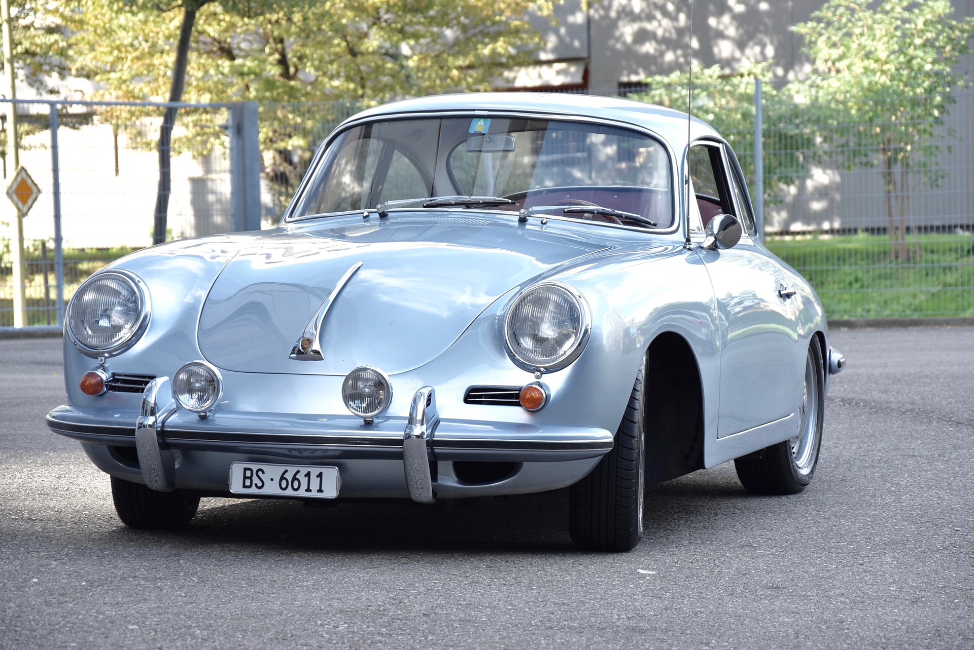 PORSCHE SC
