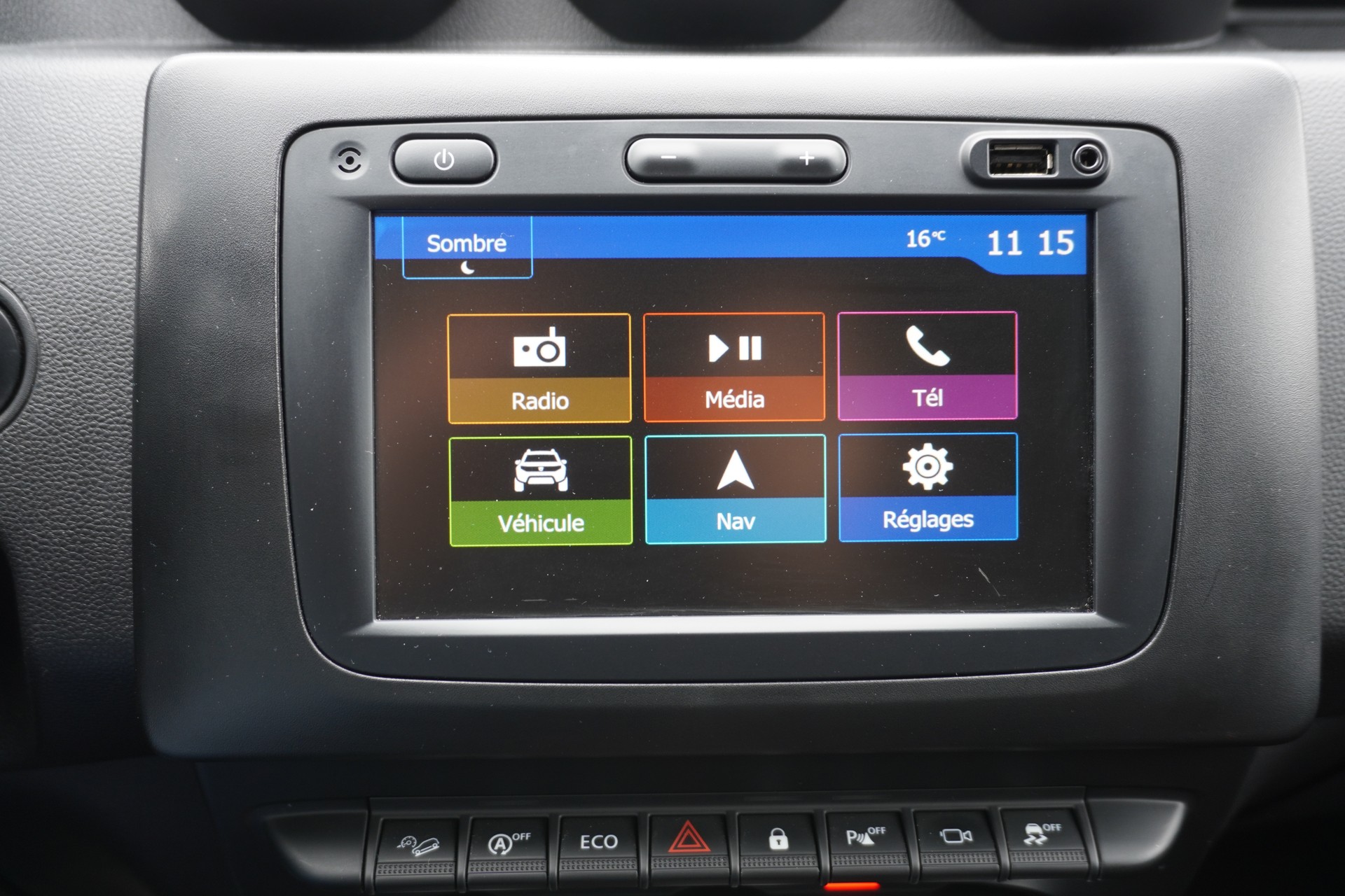 DACIA Duster TCe 130 Ultimate 4x4-image-14