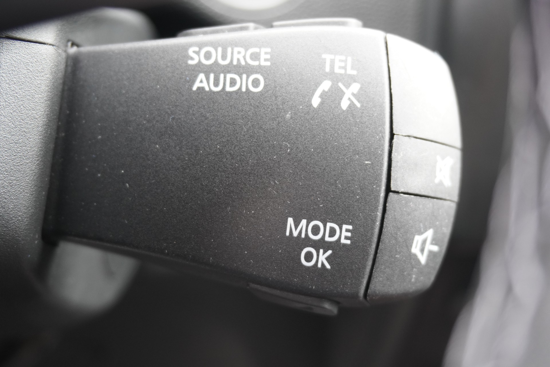 DACIA Duster TCe 130 Ultimate 4x4-image-25