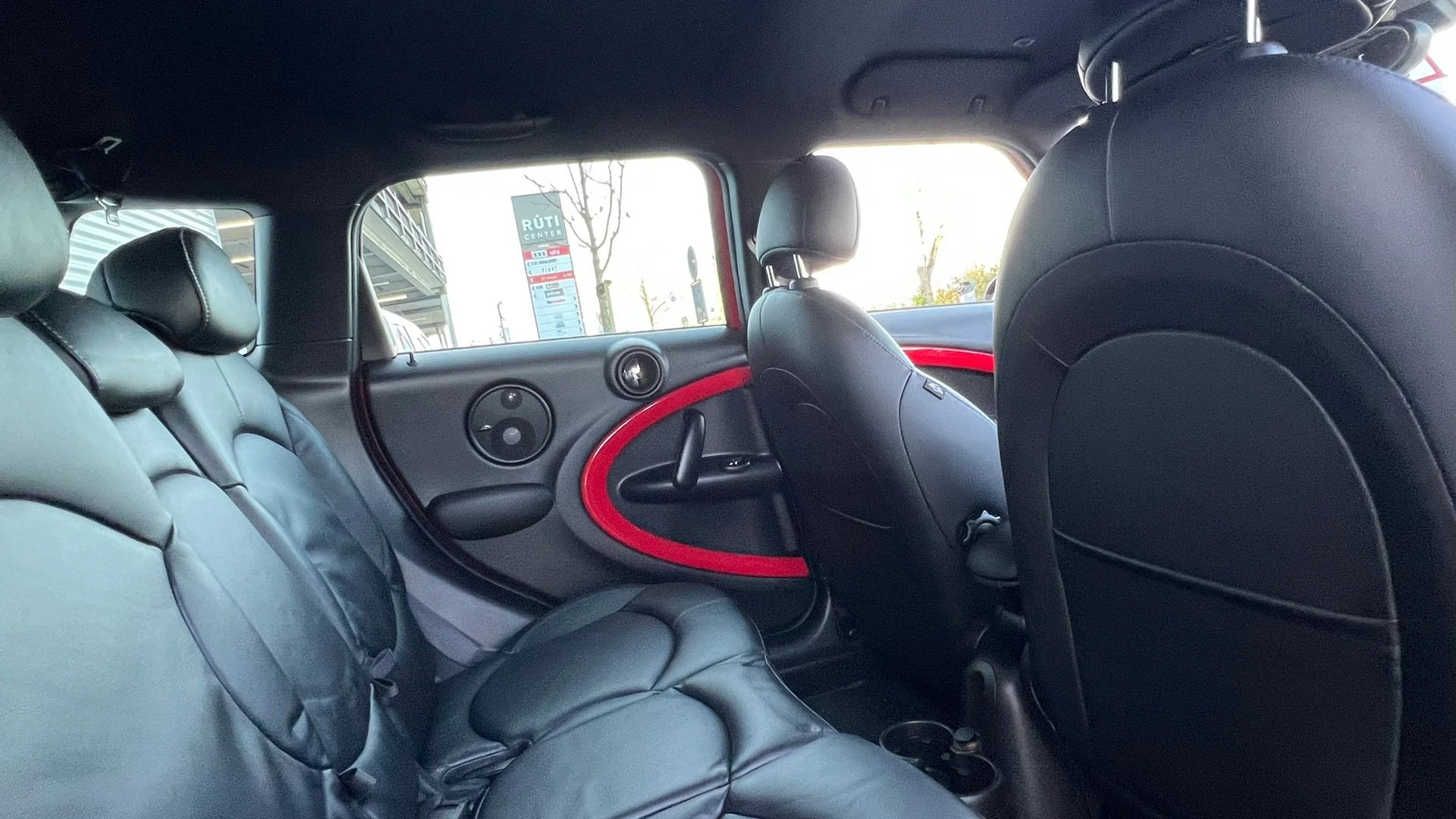 MINI COUNTRYMAN JOHN COOPER WORKS ALL4 l 218 PS-image-27
