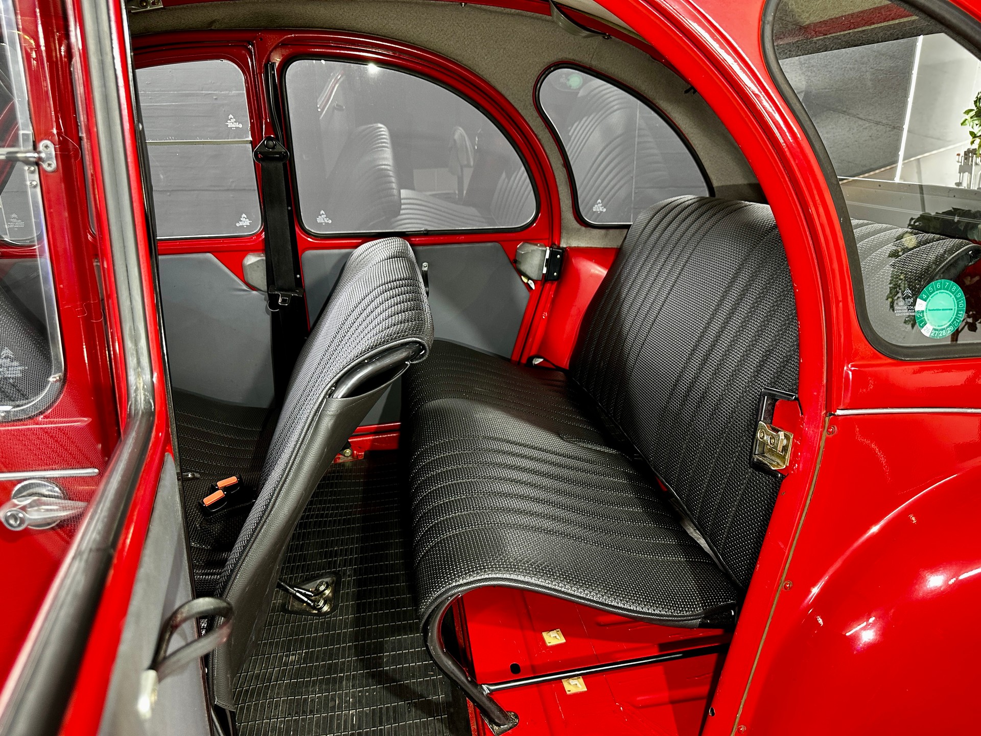 CITROEN 2CV6 Spécial (Club)-image-20