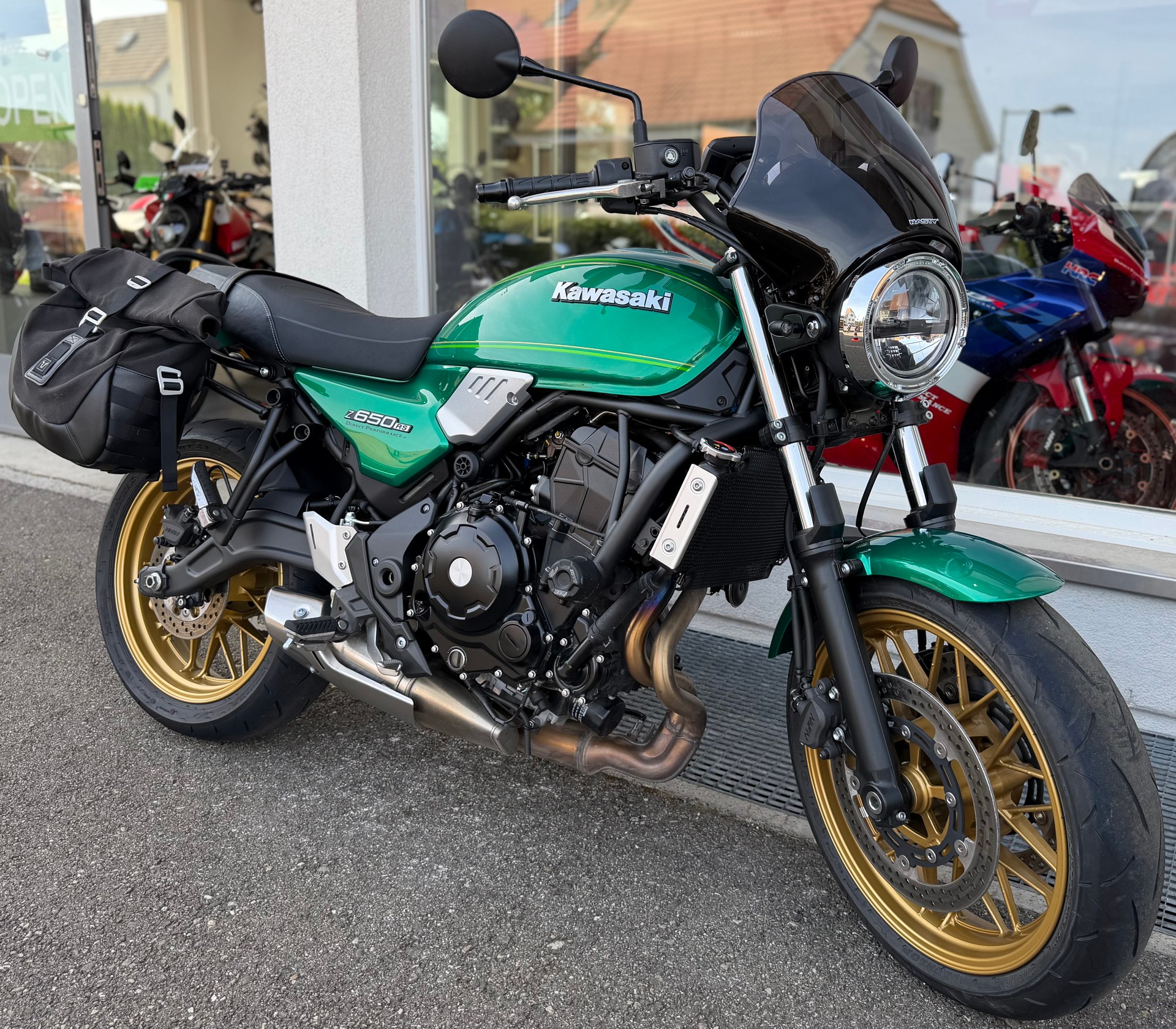 KAWASAKI Z 650 RS-image-9