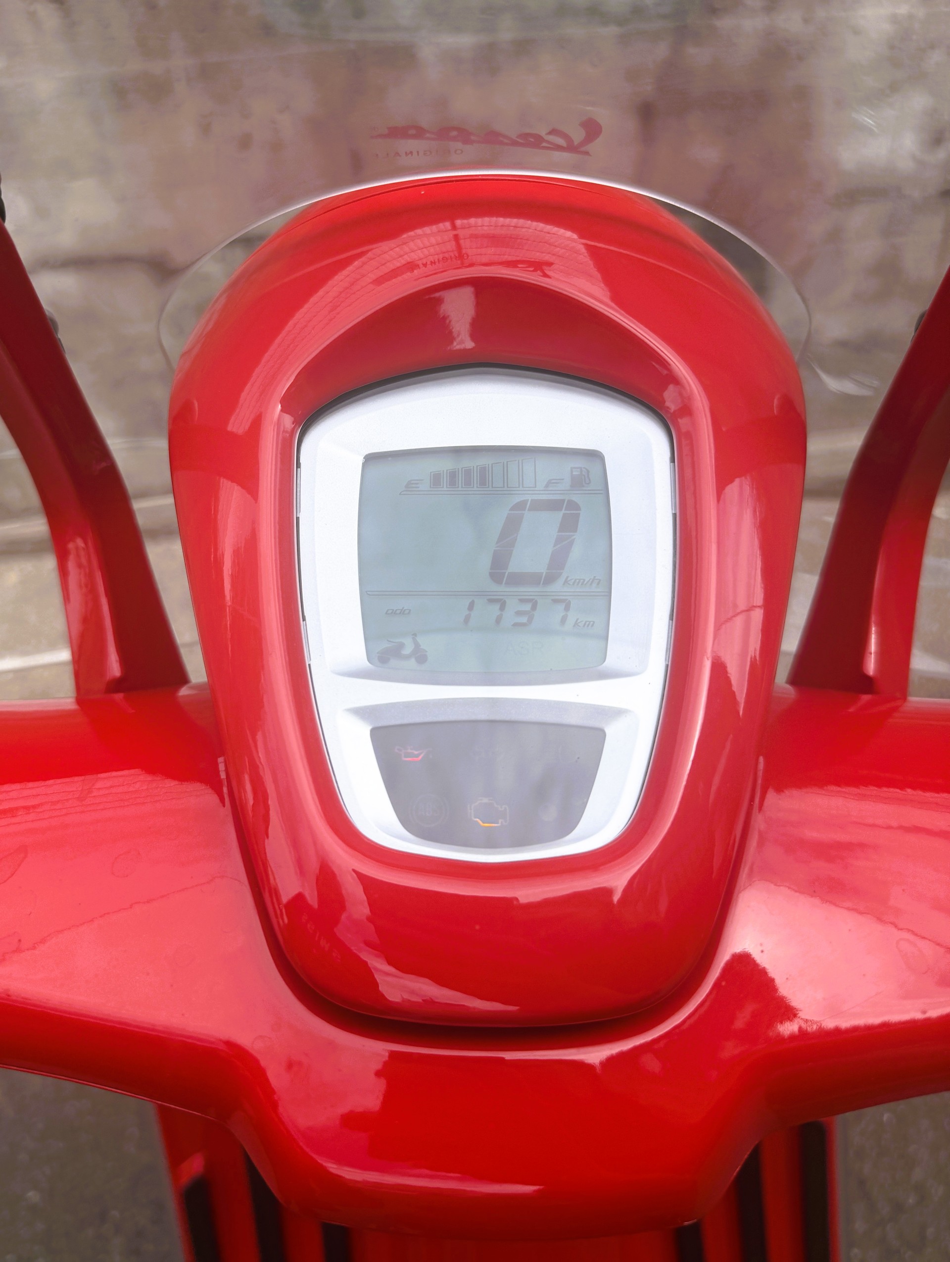 PIAGGIO Vespa 946 125 i.e. ABS Red, seltene Ausführung!-image-5