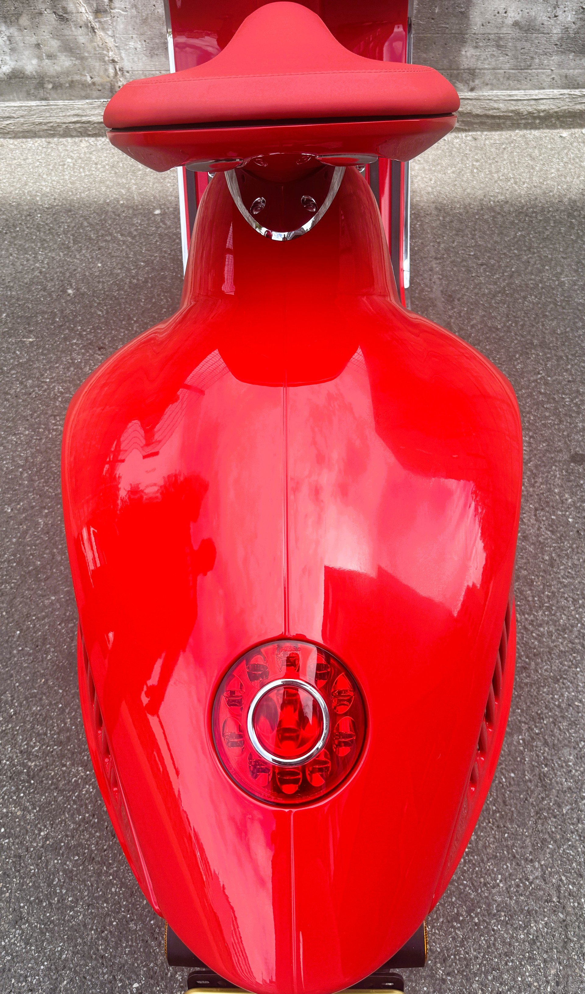 PIAGGIO Vespa 946 125 i.e. ABS Red, seltene Ausführung!-image-4