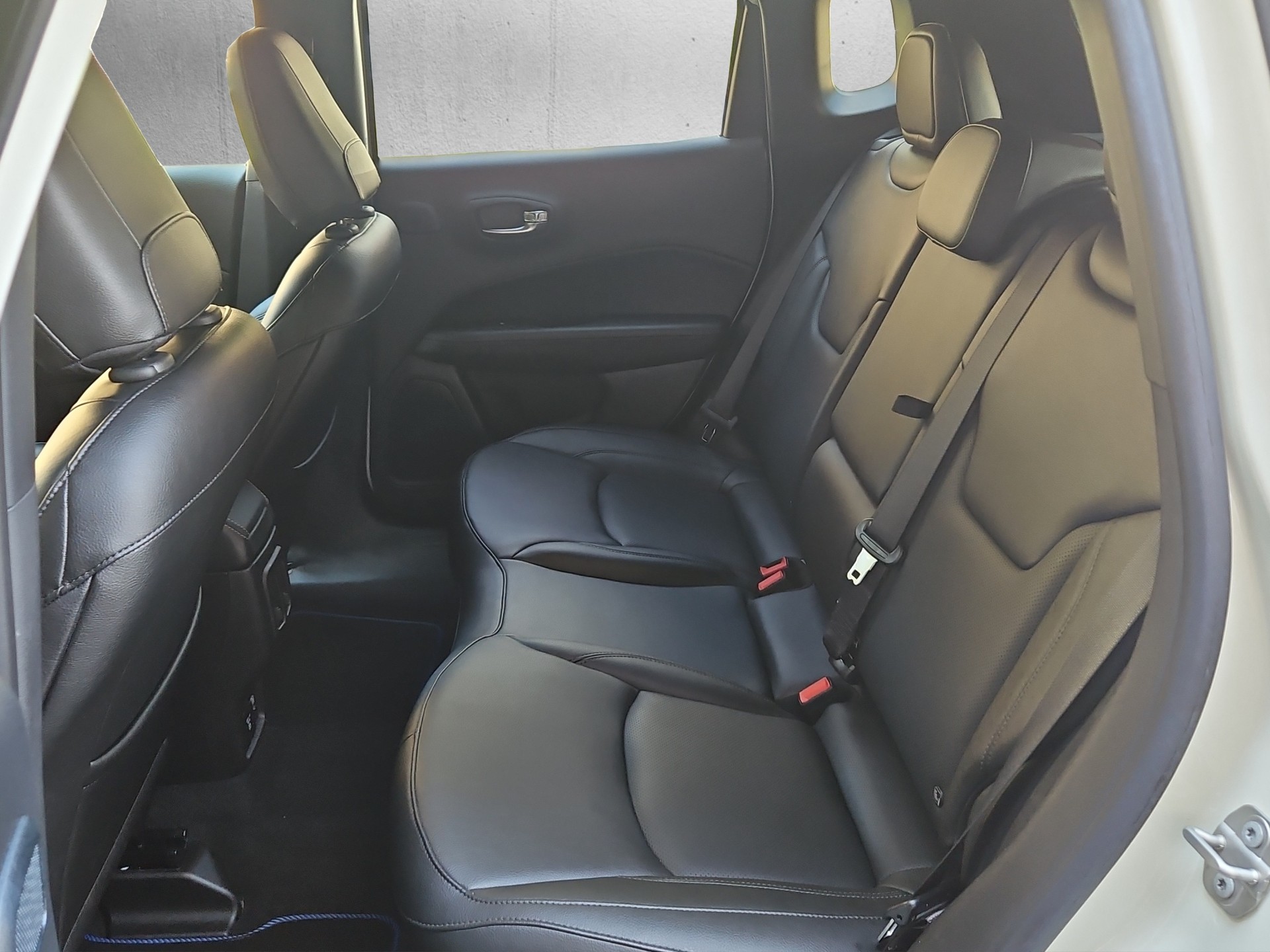 JEEP Compass 1.3 First Edition-image-10