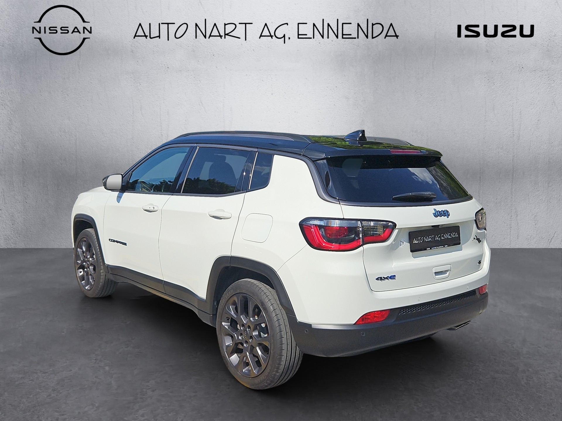 JEEP Compass 1.3 First Edition-showroom-element-2