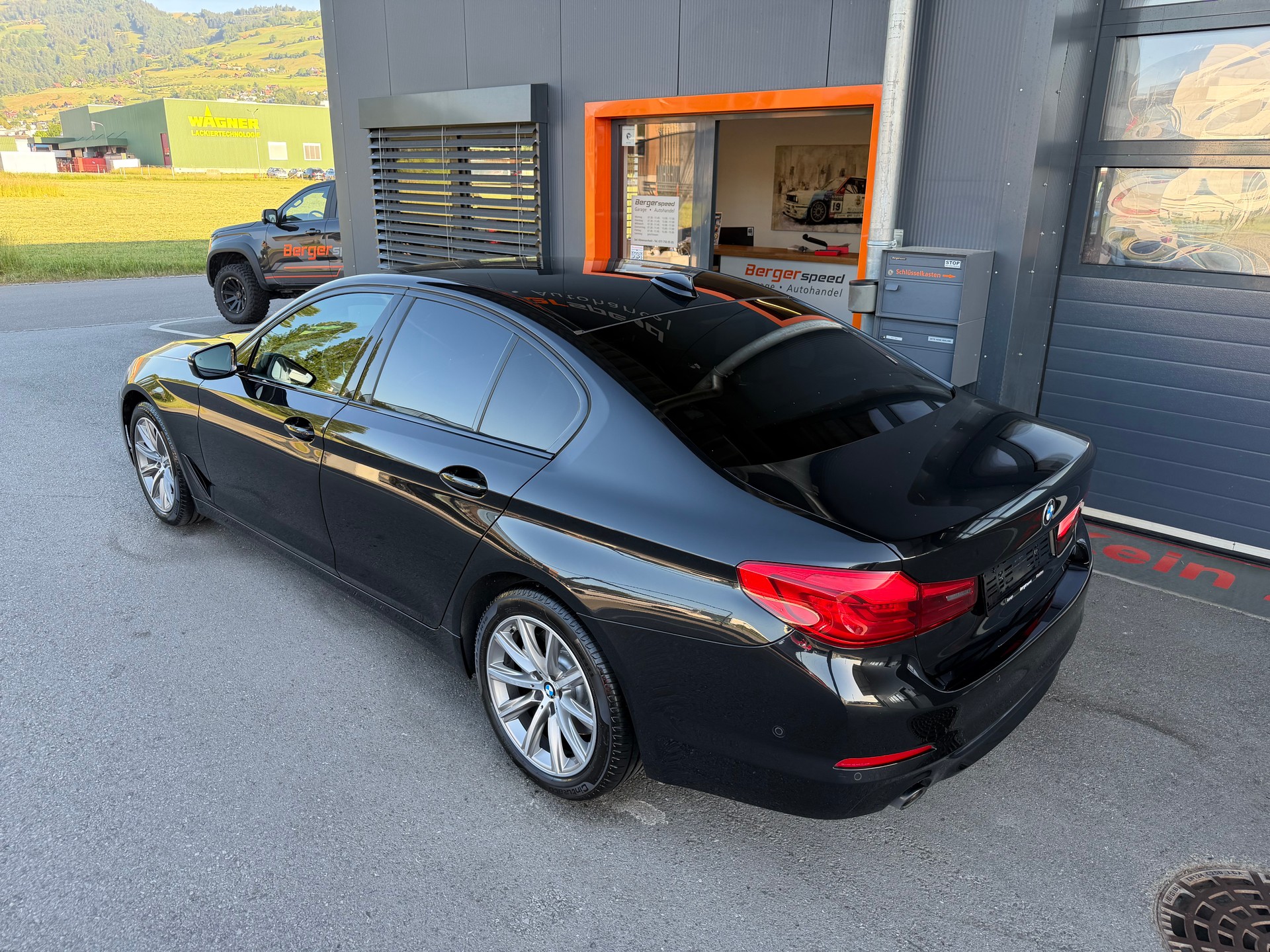 BMW 530d xDrive Sport Line Steptronic-image-7