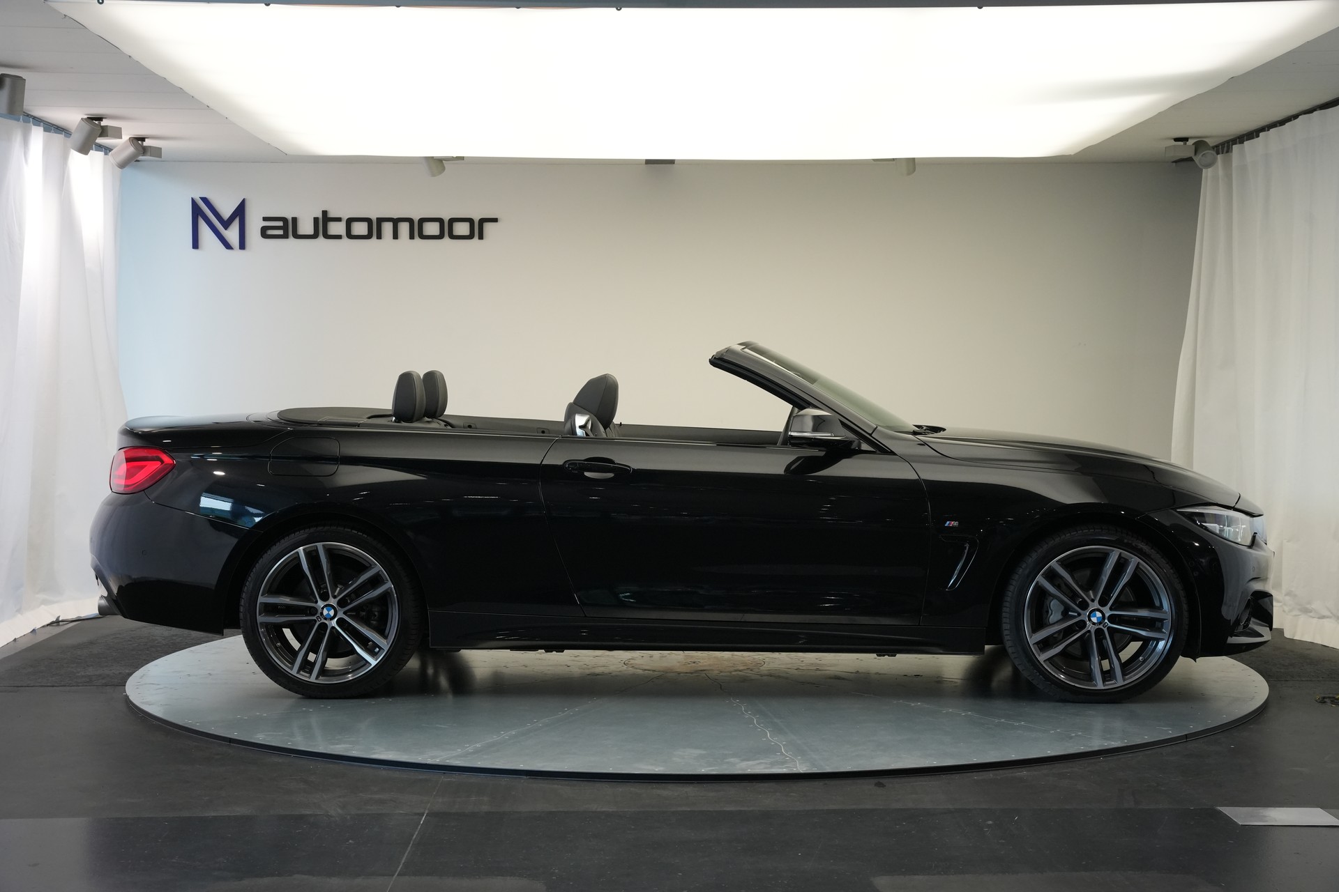 BMW 440i Cabriolet xDrive M Sport Steptronic *CH-Fahrzeug*-showroom-element-3
