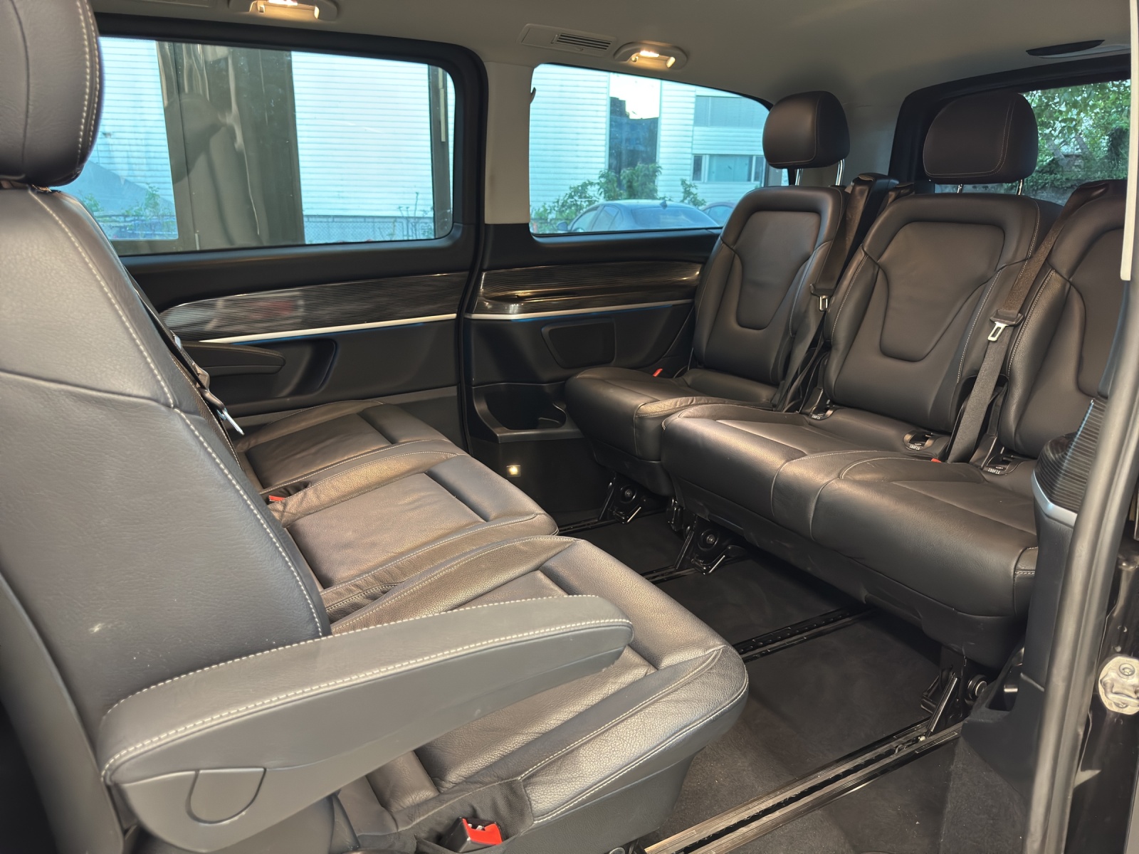 MERCEDES-BENZ V 250 d lang Avantgarde 4Matic G-Tronic-image-15