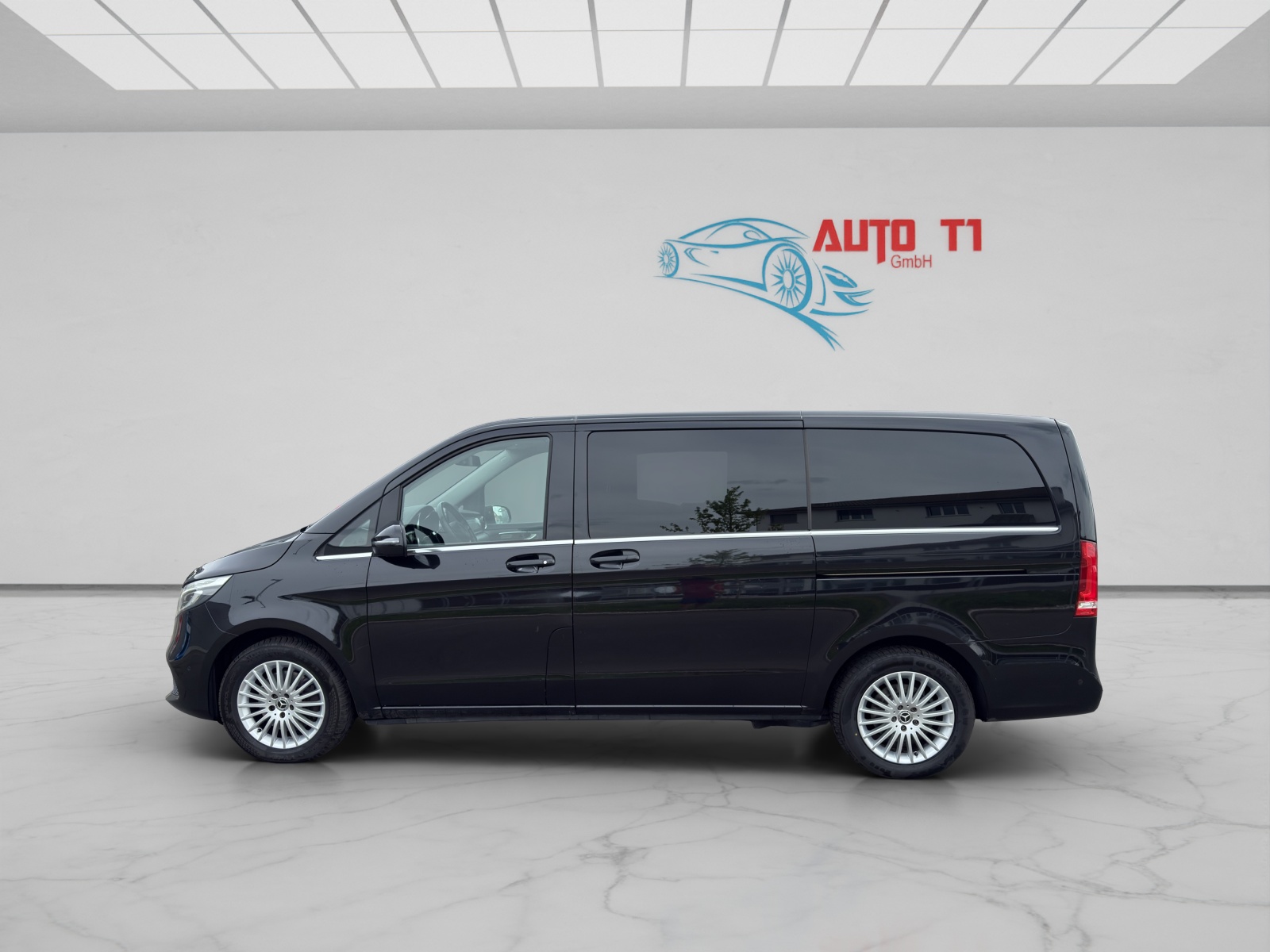 MERCEDES-BENZ V 250 d lang Avantgarde 4Matic G-Tronic-image-3