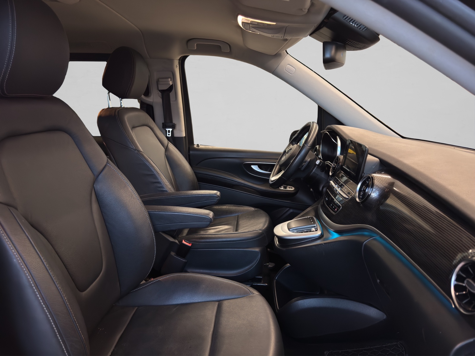 MERCEDES-BENZ V 250 d lang Avantgarde 4Matic G-Tronic-image-12