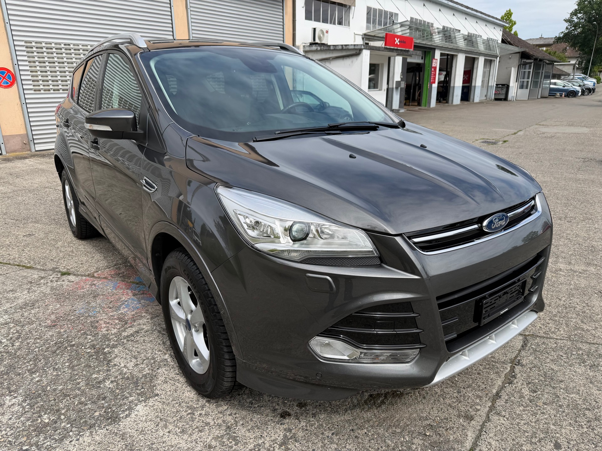 FORD Kuga 2.0 TDCi Sync Edition 4WD-image-6