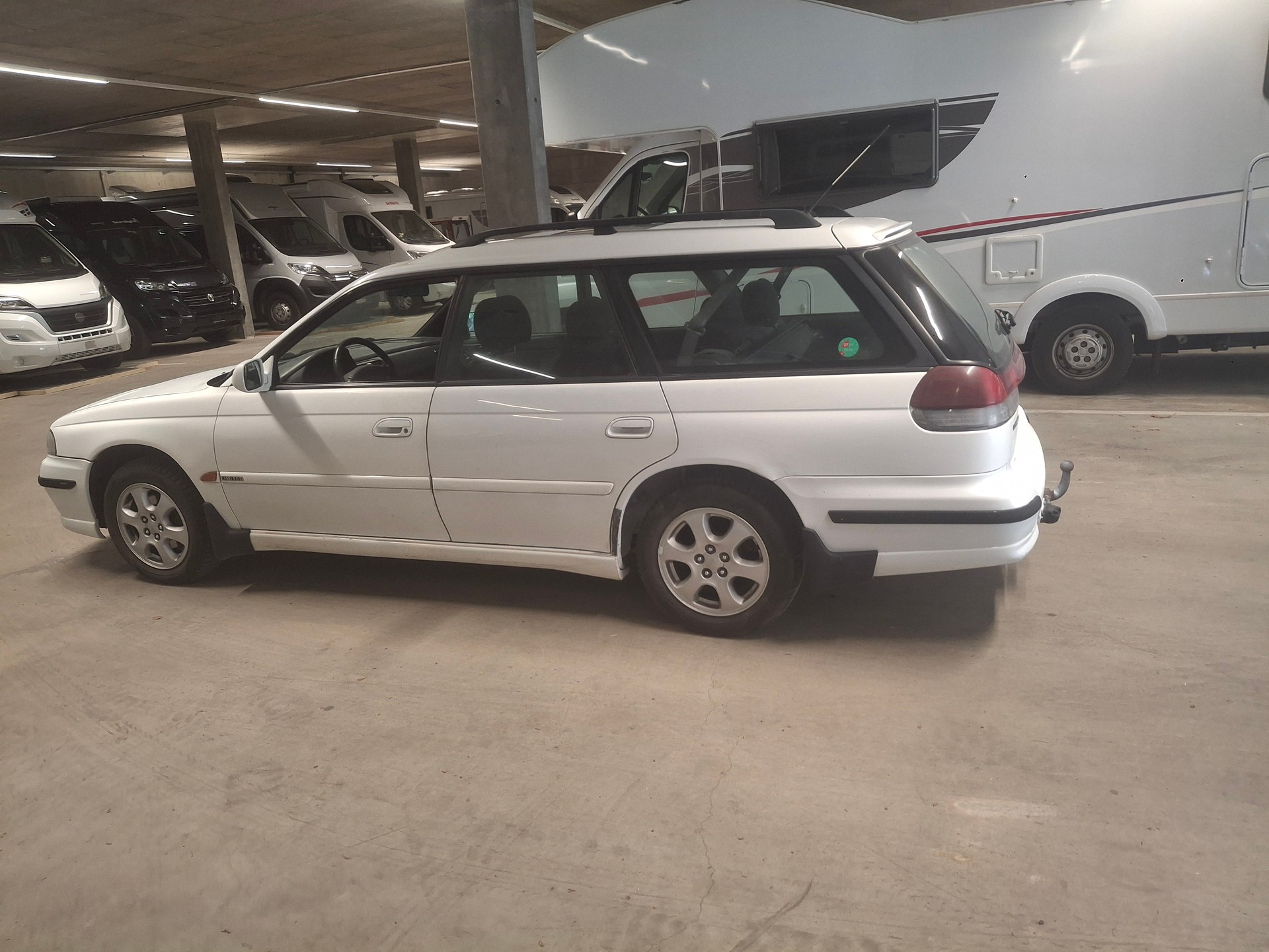 SUBARU Legacy 2.5 SST Limited A-image-3