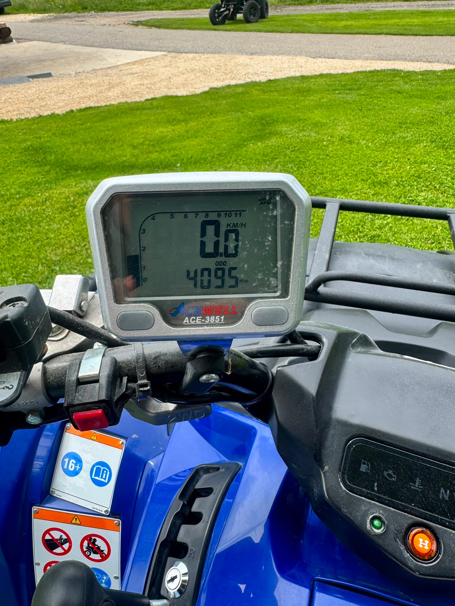 YAMAHA YFM 700 Kodiak 4x4-image-5
