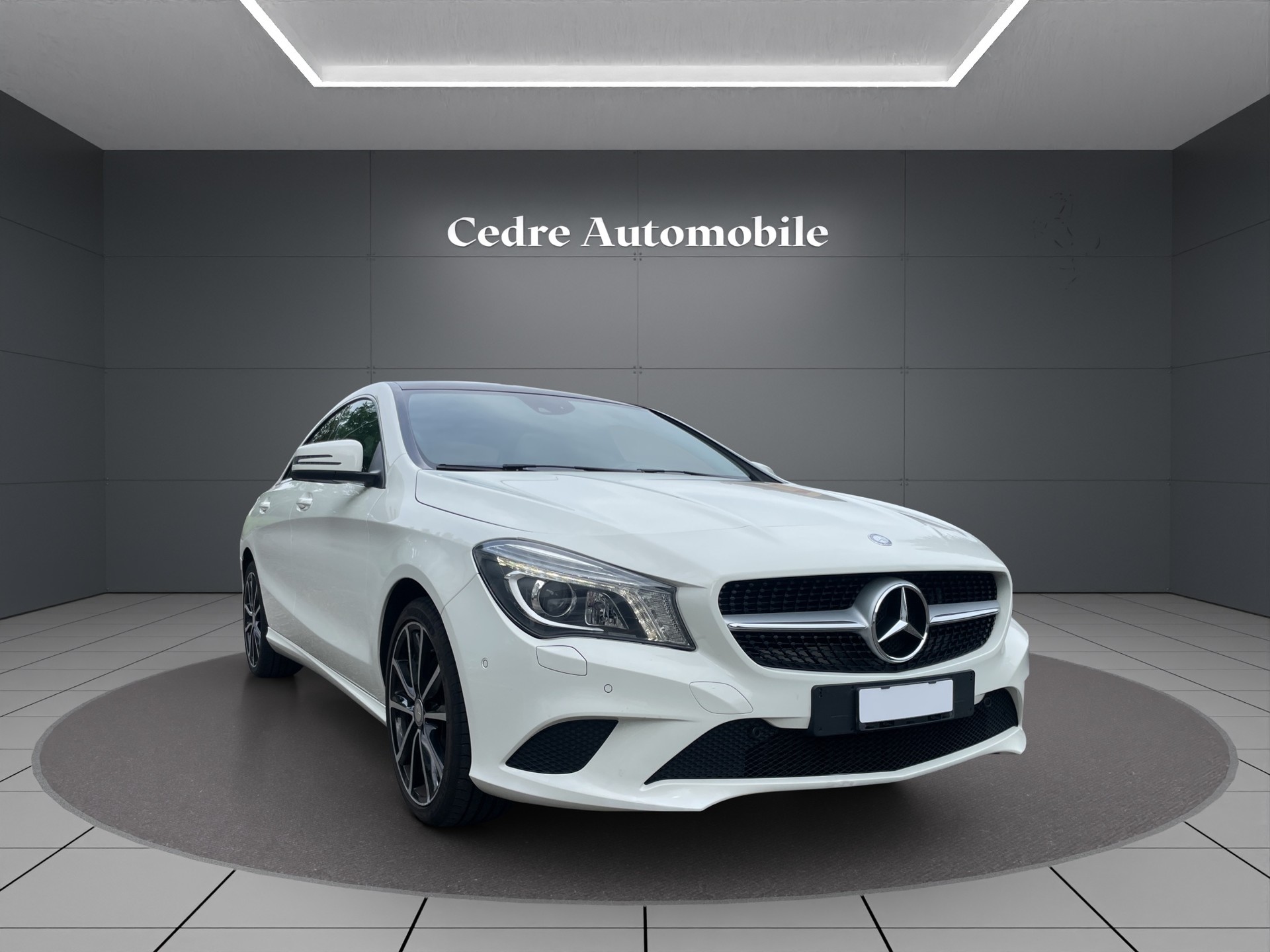 MERCEDES-BENZ CLA 250 Urban 7G-DCT 4Matic-showroom-element-2