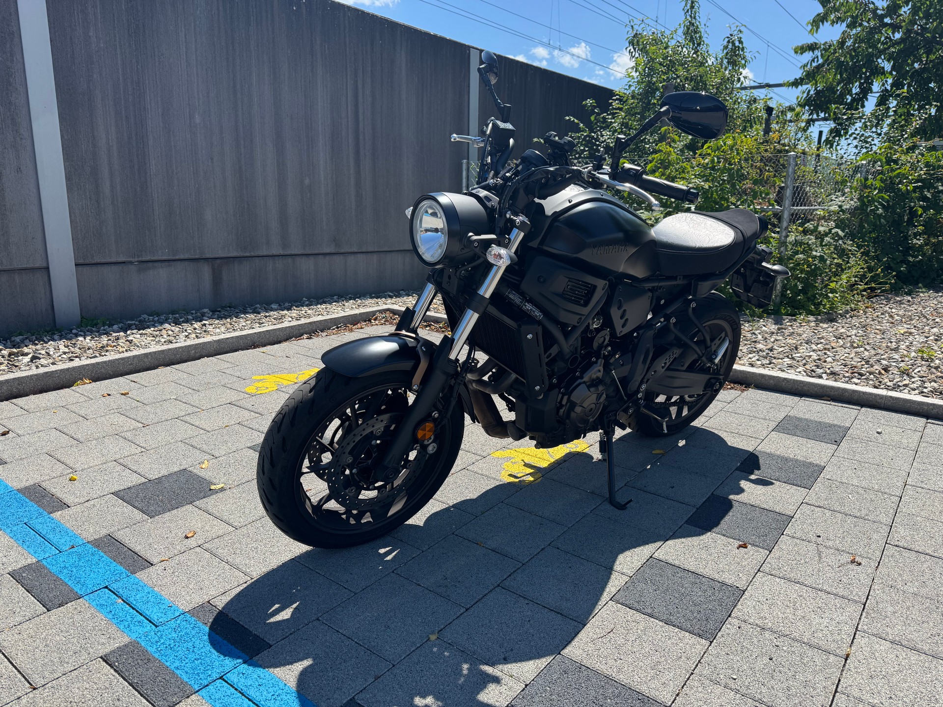 YAMAHA XSR 700 (35kW)-image-2