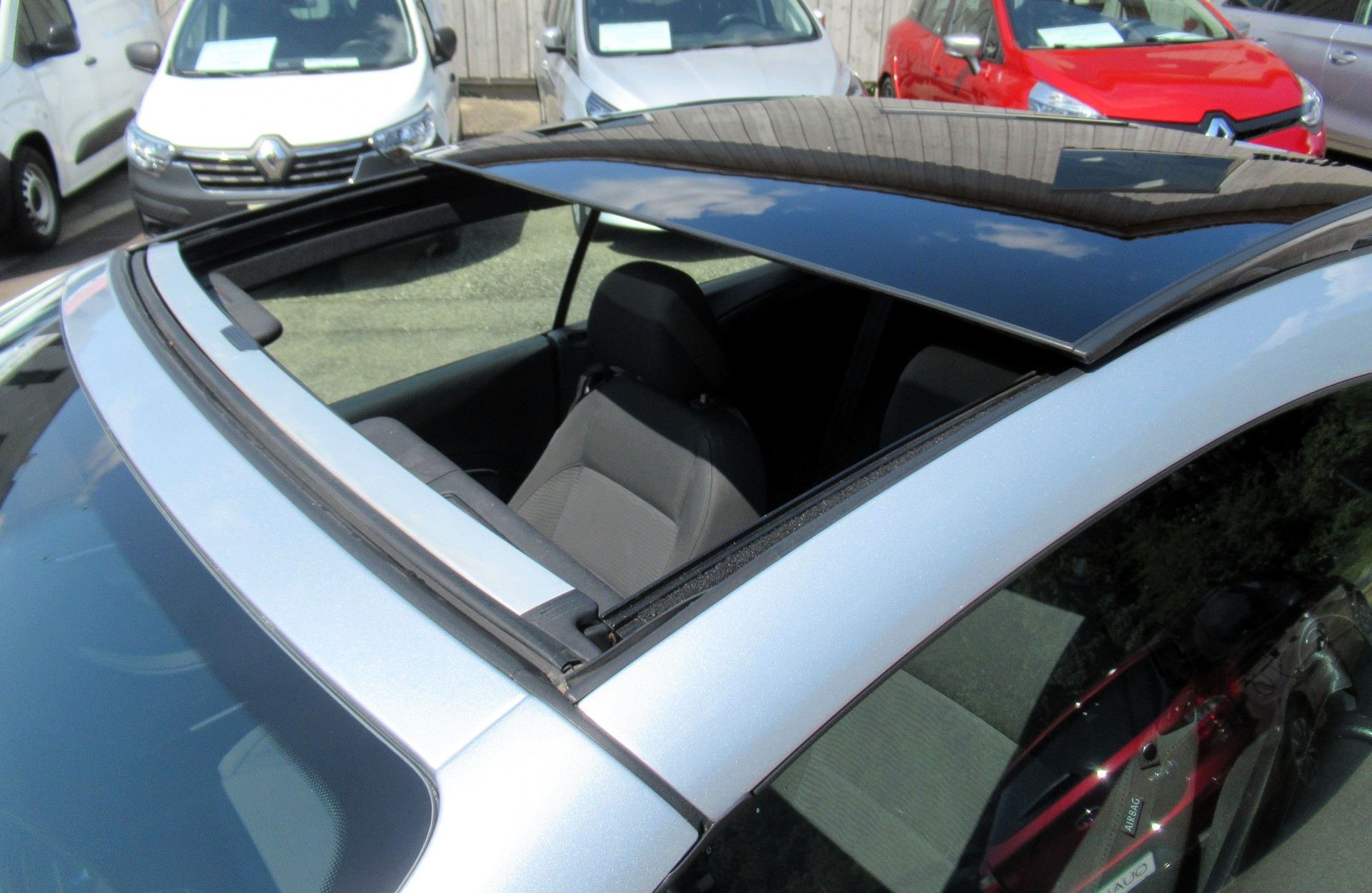 VW Eos 2.0 TSI DSG-showroom-element-3