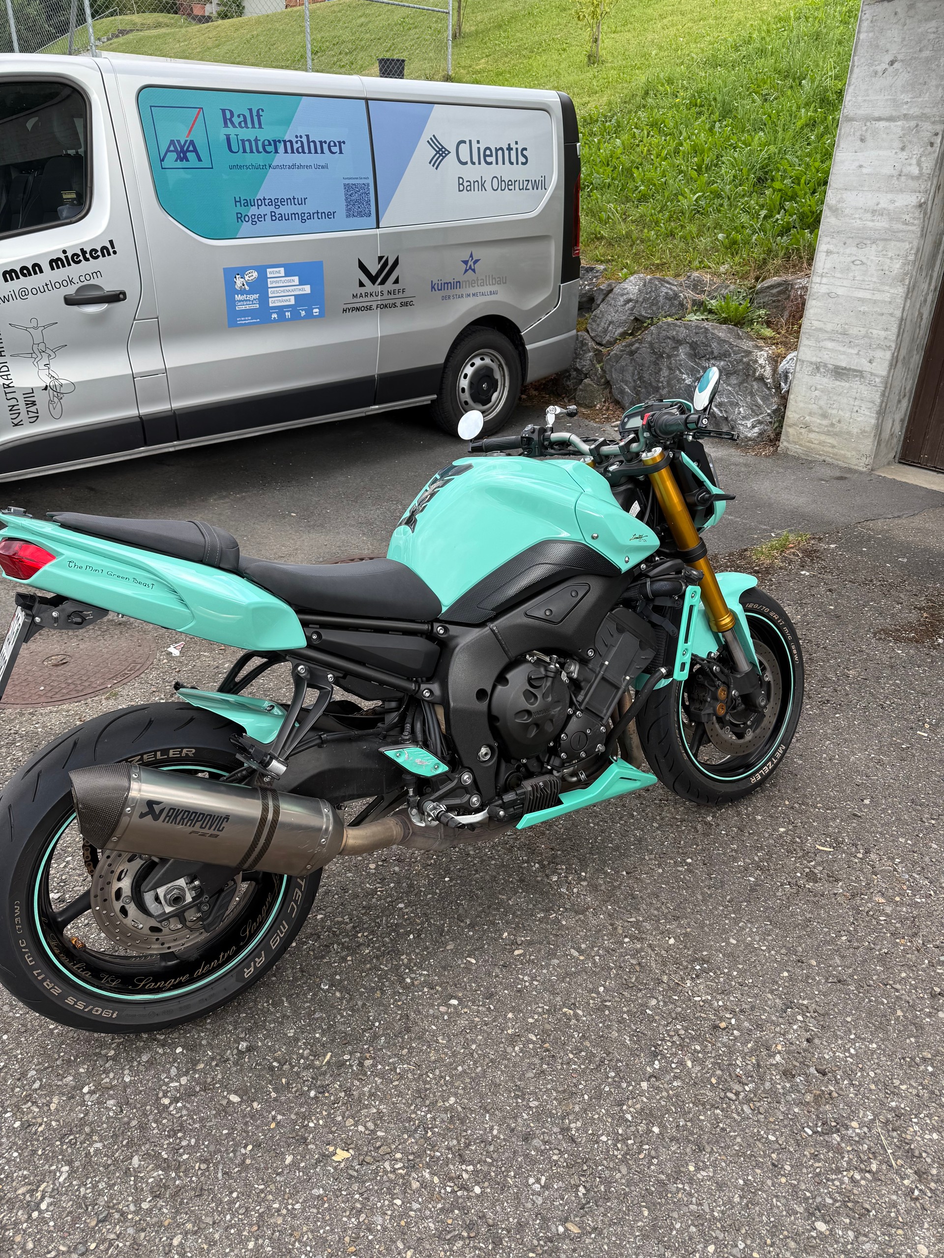 YAMAHA FZ8-image-0