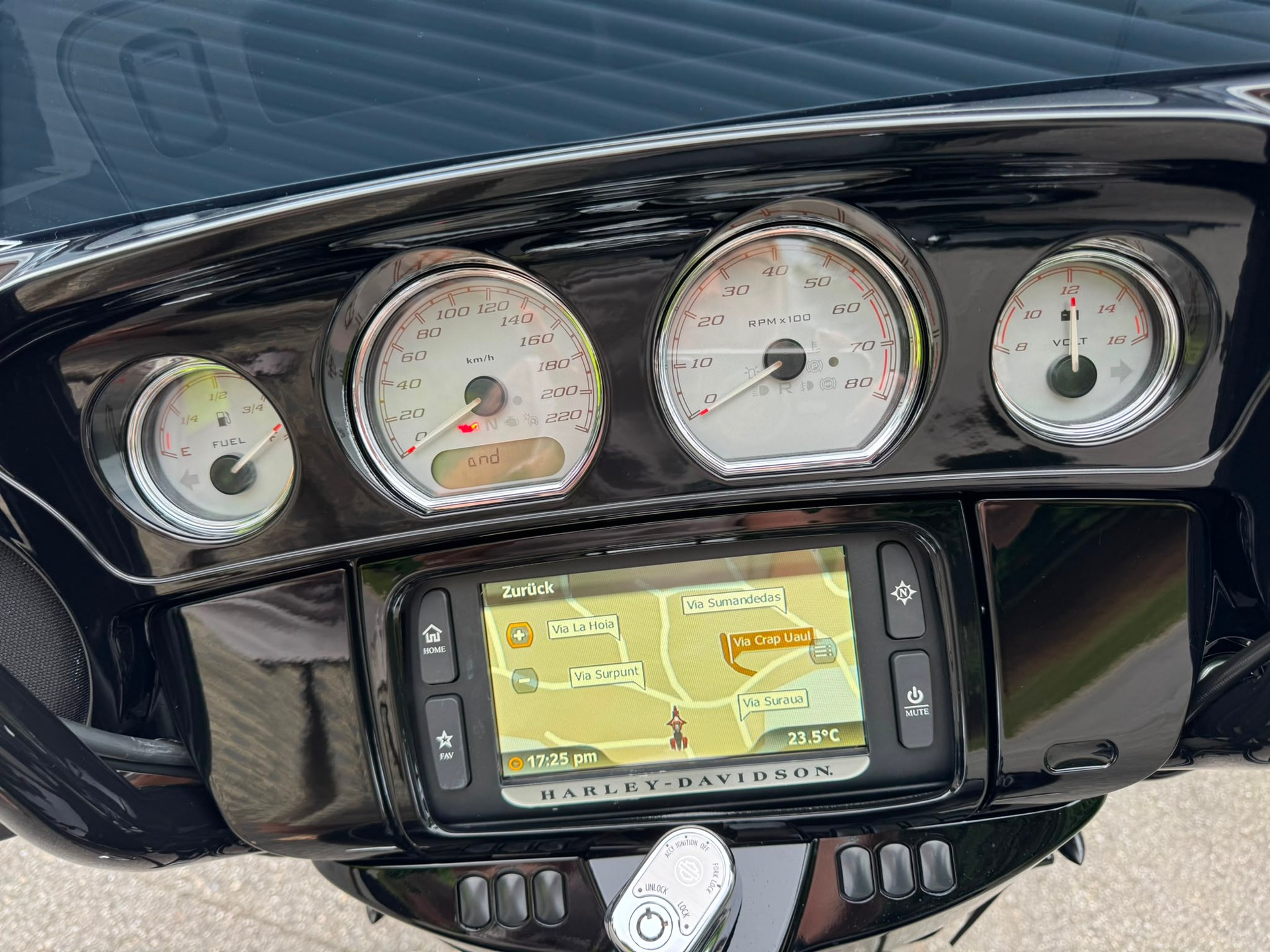HARLEY-DAVIDSON FLHXS Street Glide Special ABS-image-2