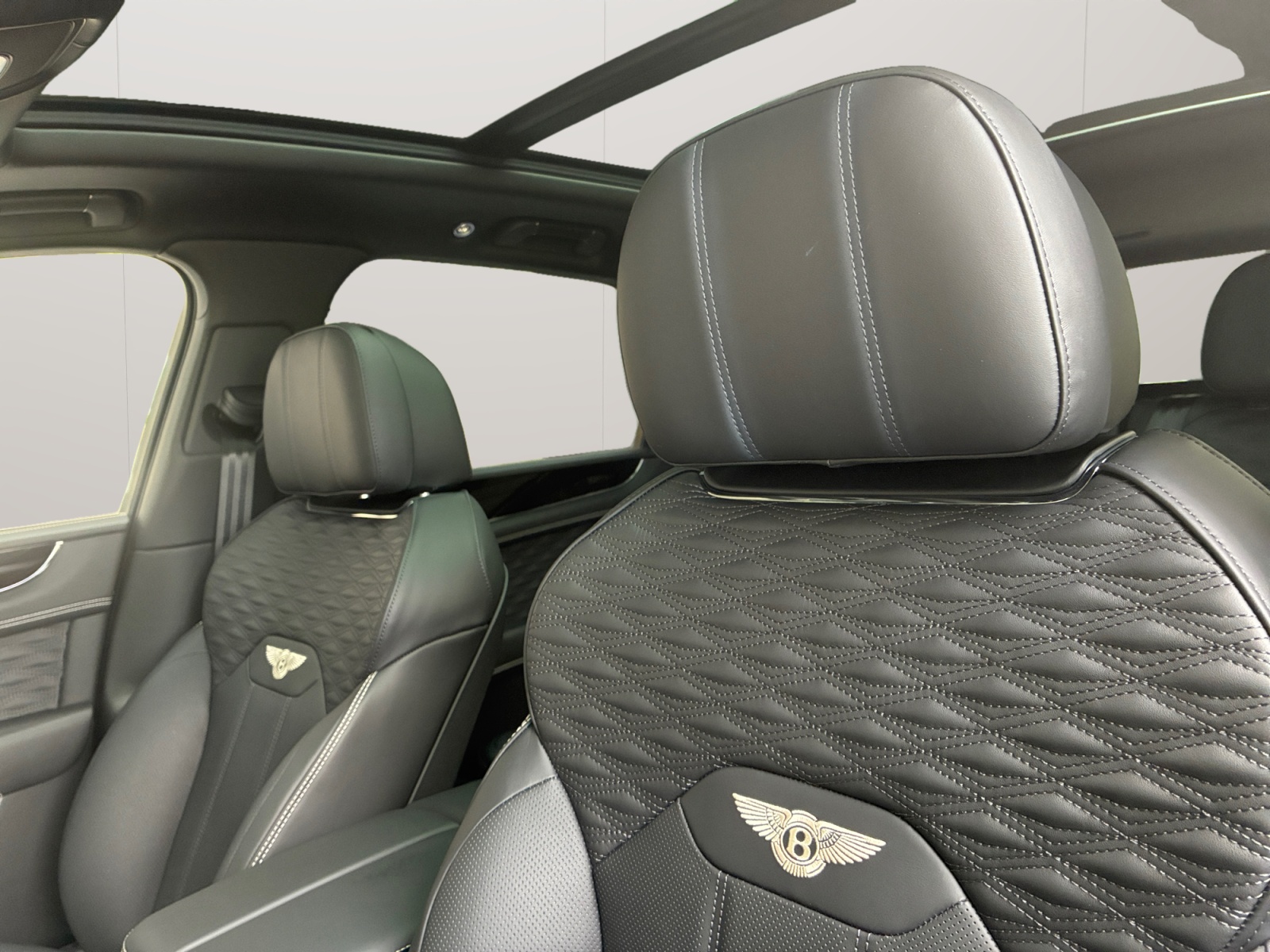 BENTLEY Bentayga Speed V8 650 PS MY 2027/ 1.9% Leasing möglich.-image-13
