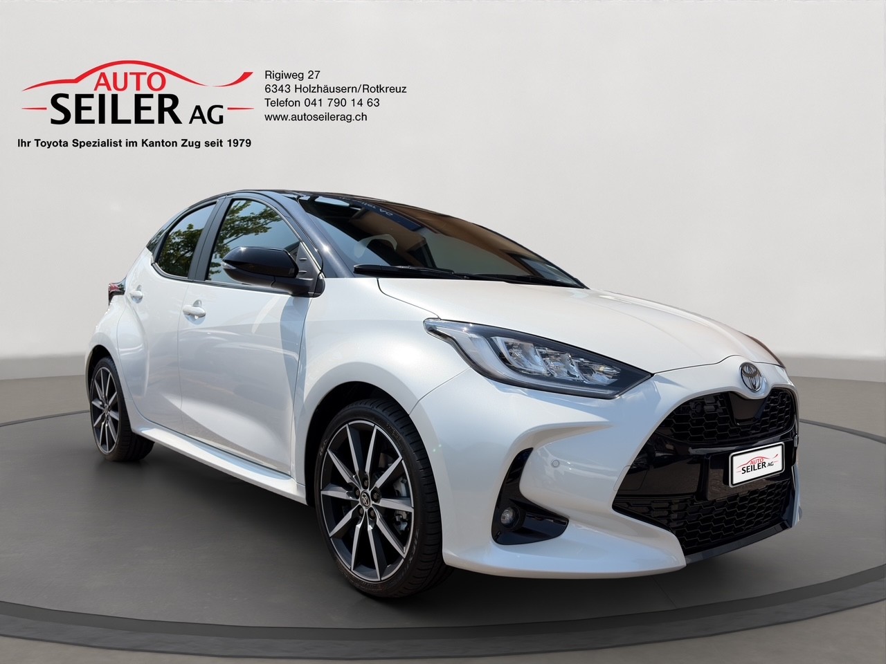 TOYOTA Yaris 1.5 GR Sport e-CVT-showroom-element-1