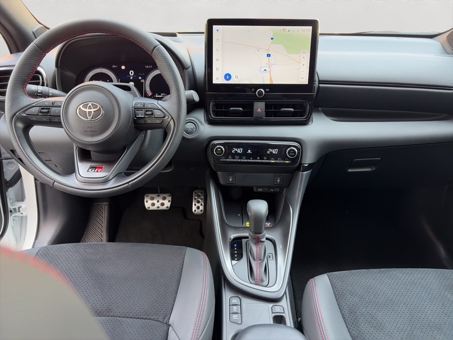 TOYOTA Yaris 1.5 GR Sport e-CVT-image-9