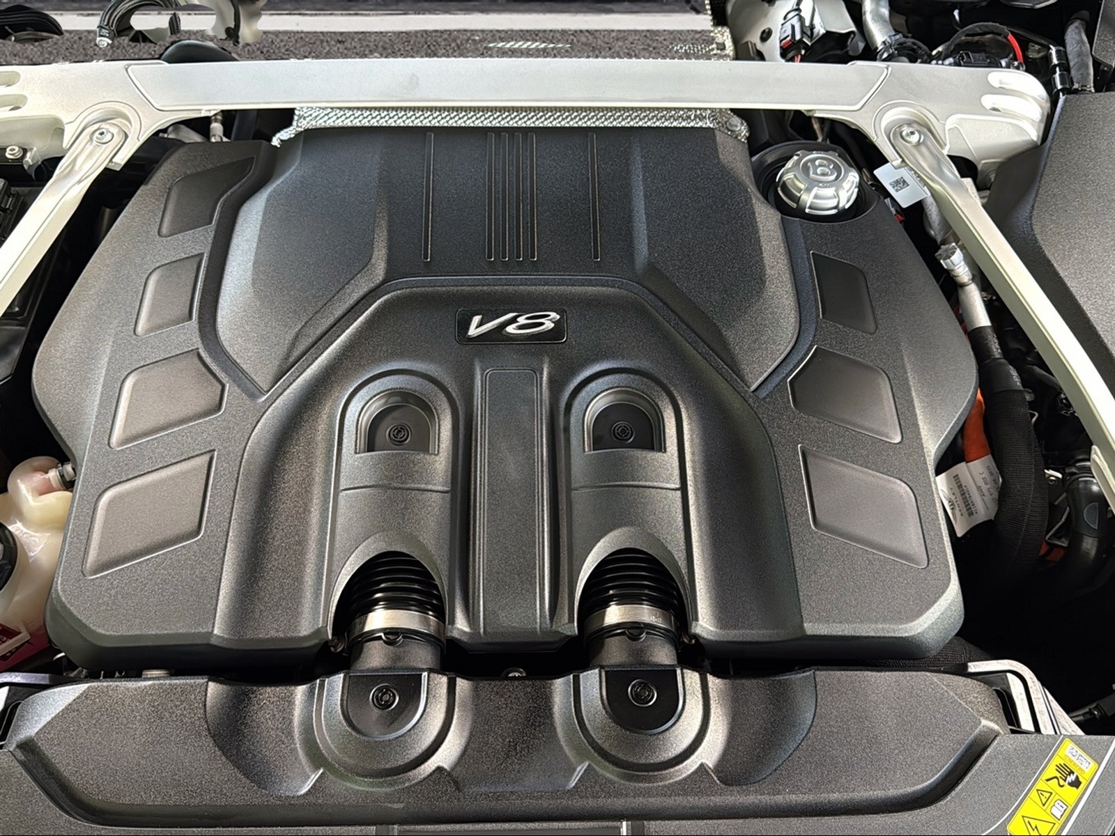 BENTLEY Continental GT Speed V8 Hybrid-image-10