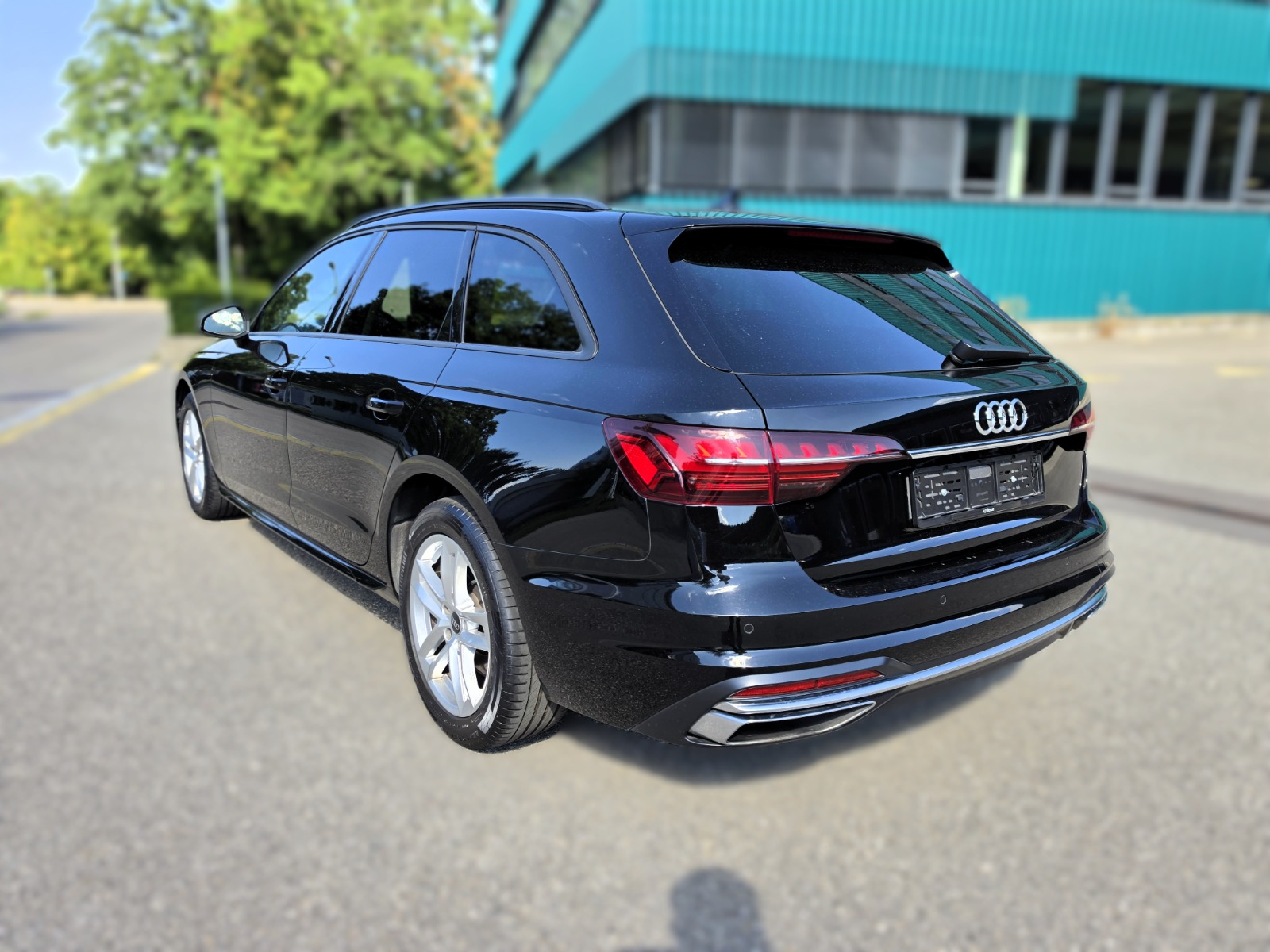 AUDI A4 Avant 35 TDI advanced S-tronic-showroom-element-2