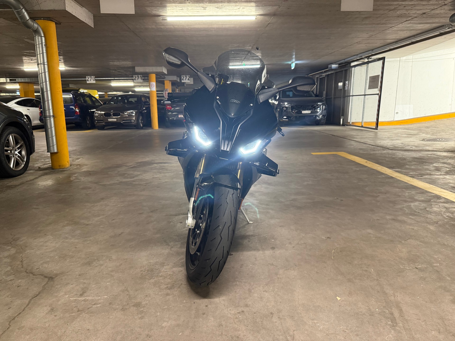 BMW S 1000 RR-image-9