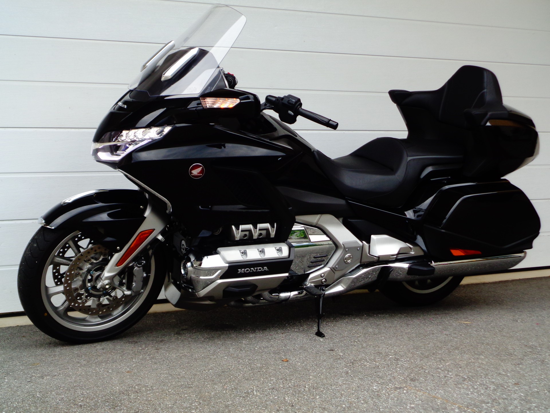 HONDA GL 1800 DA DCT Goldwing Tour-image-7