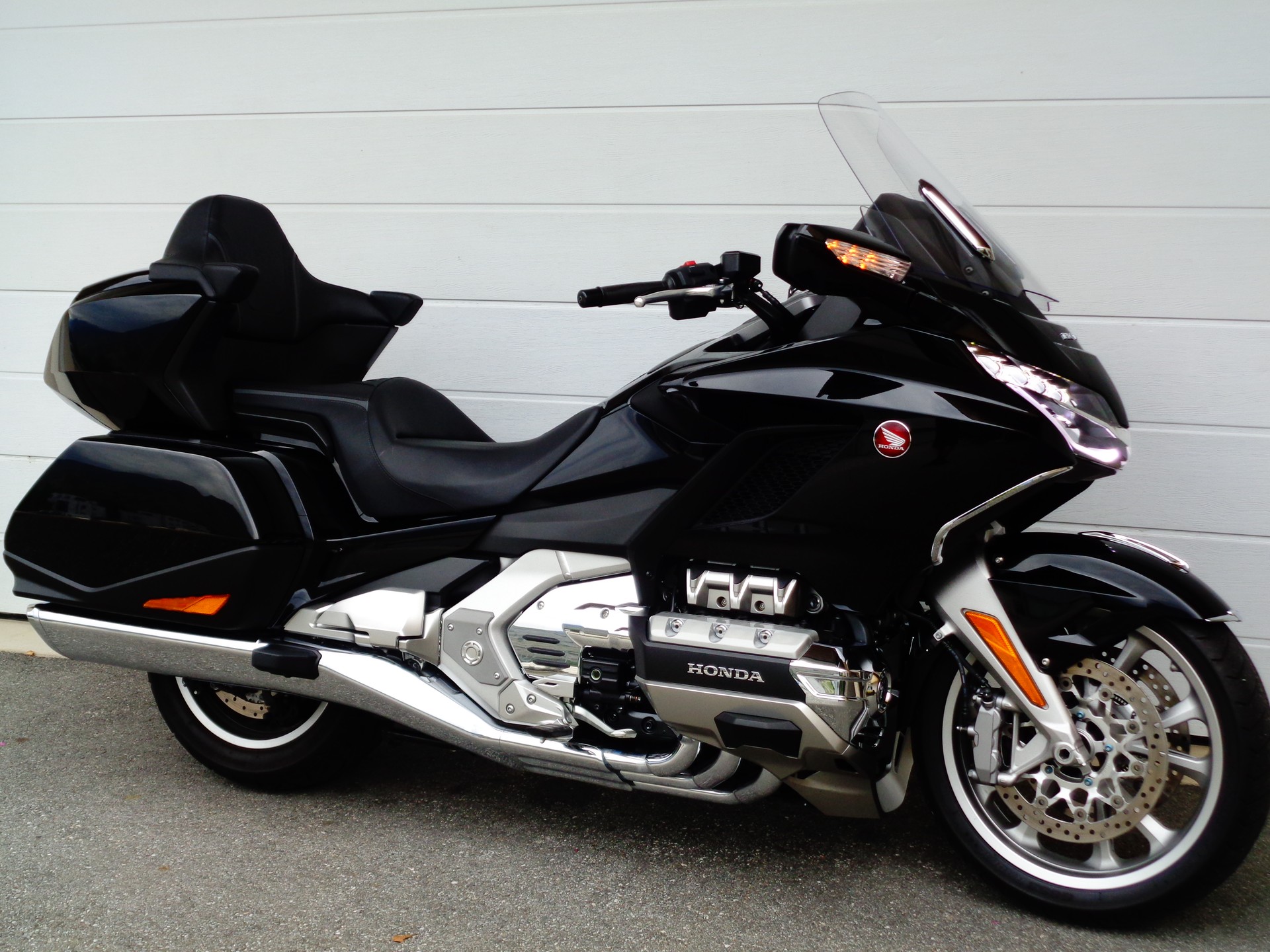 HONDA GL 1800 DA DCT Goldwing Tour-image-1