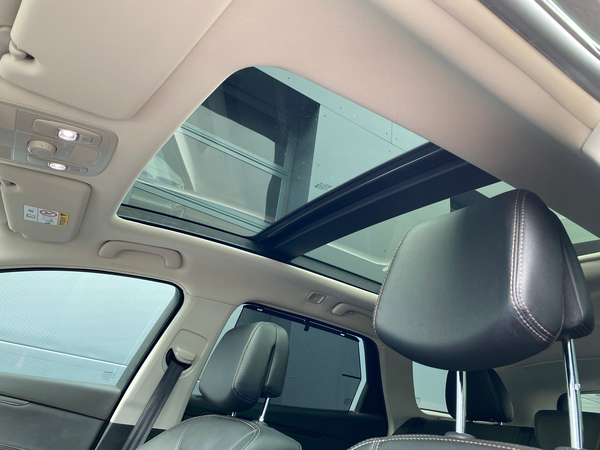 RENAULT Talisman Grandtour 1.6 TCe 90th Anniversary EDC-image-12